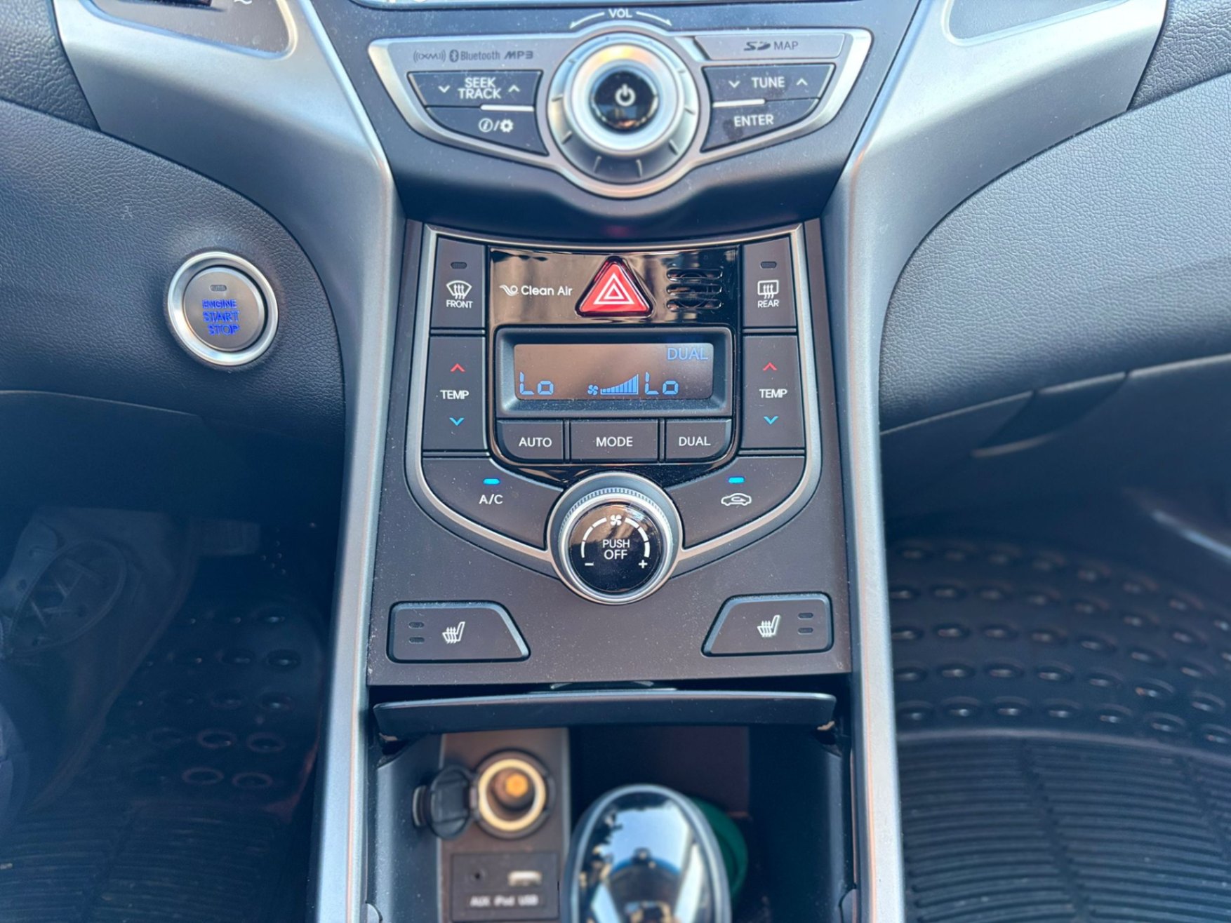 /canwestautoinc/2014-Hyundai-Elantra-8269114987753572.jpg