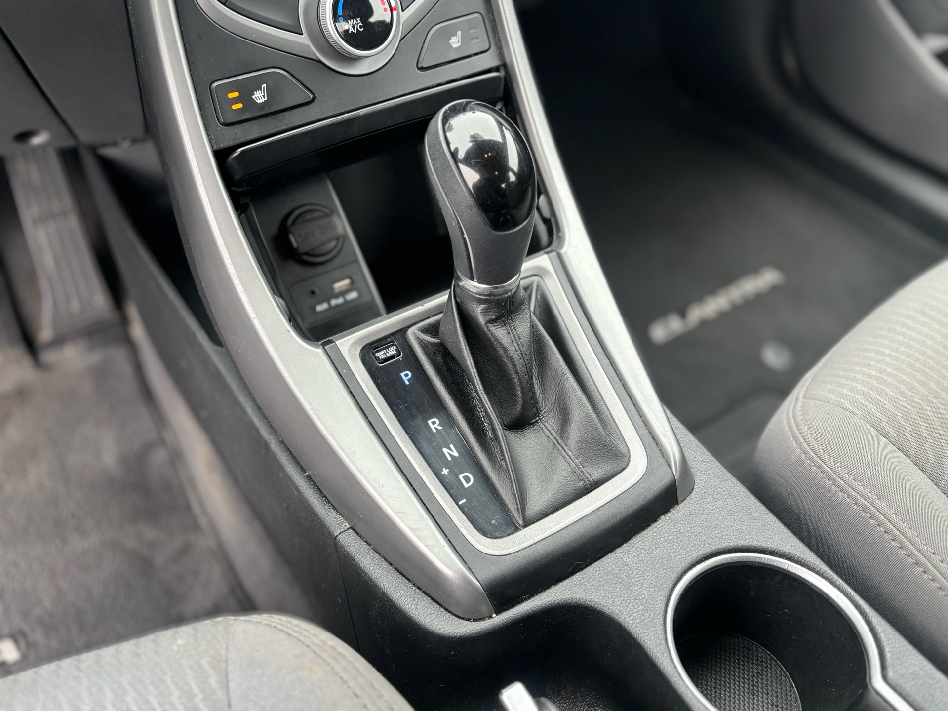 /canwestautoinc/2014-Hyundai-Elantra-8866485251963447.jpg