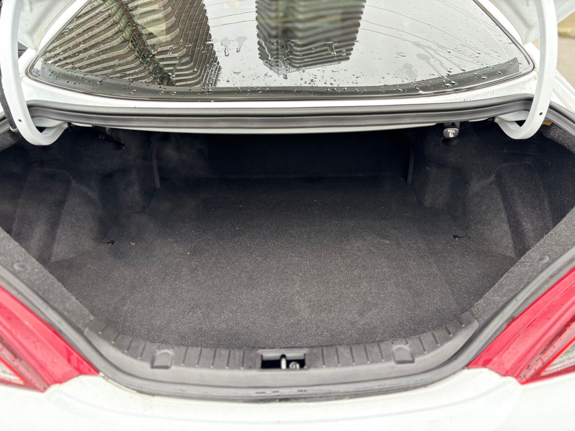 /canwestautoinc/2014-Hyundai-Genesis-27319119582715223.jpg