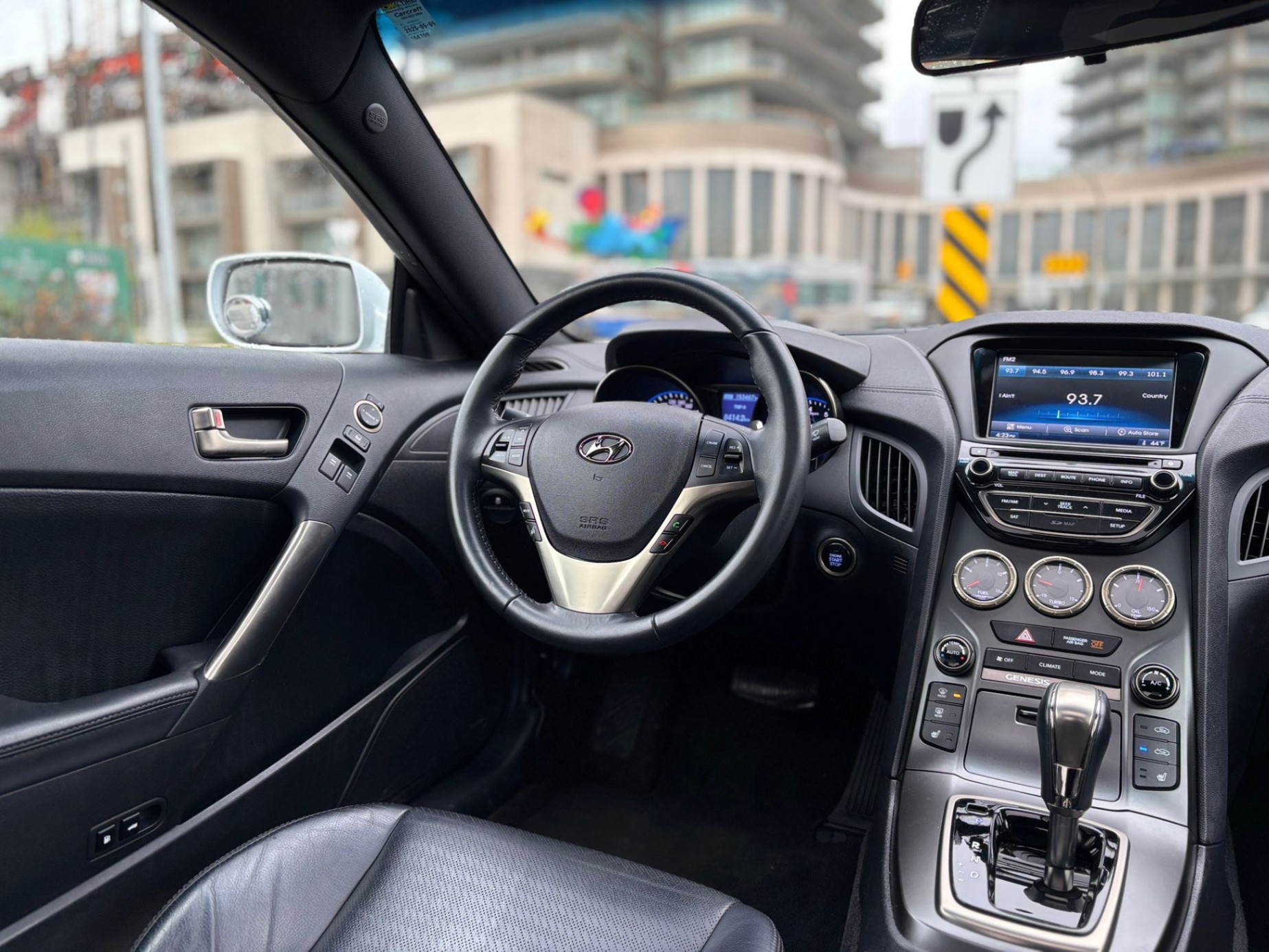 /canwestautoinc/2014-Hyundai-Genesis-5263840834093927.jpg