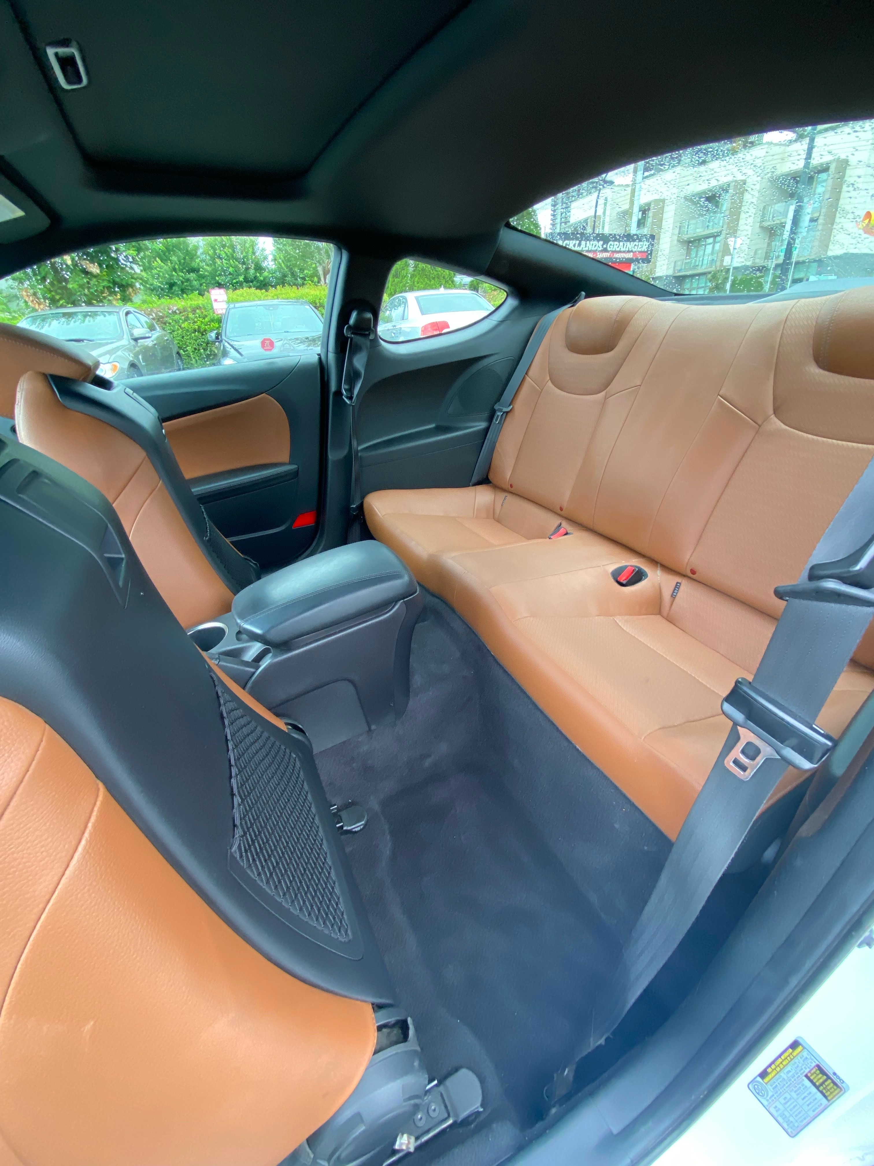/canwestautoinc/2014-Hyundai-Genesis-9604639540407511.jpg