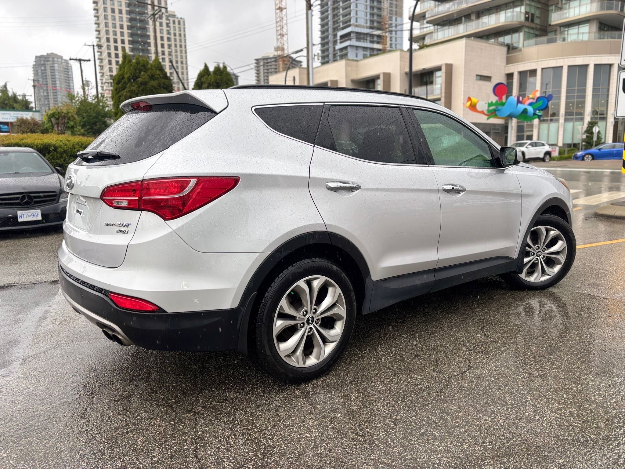 /canwestautoinc/2014-Hyundai-SantaFe-048114456553596696.jpg