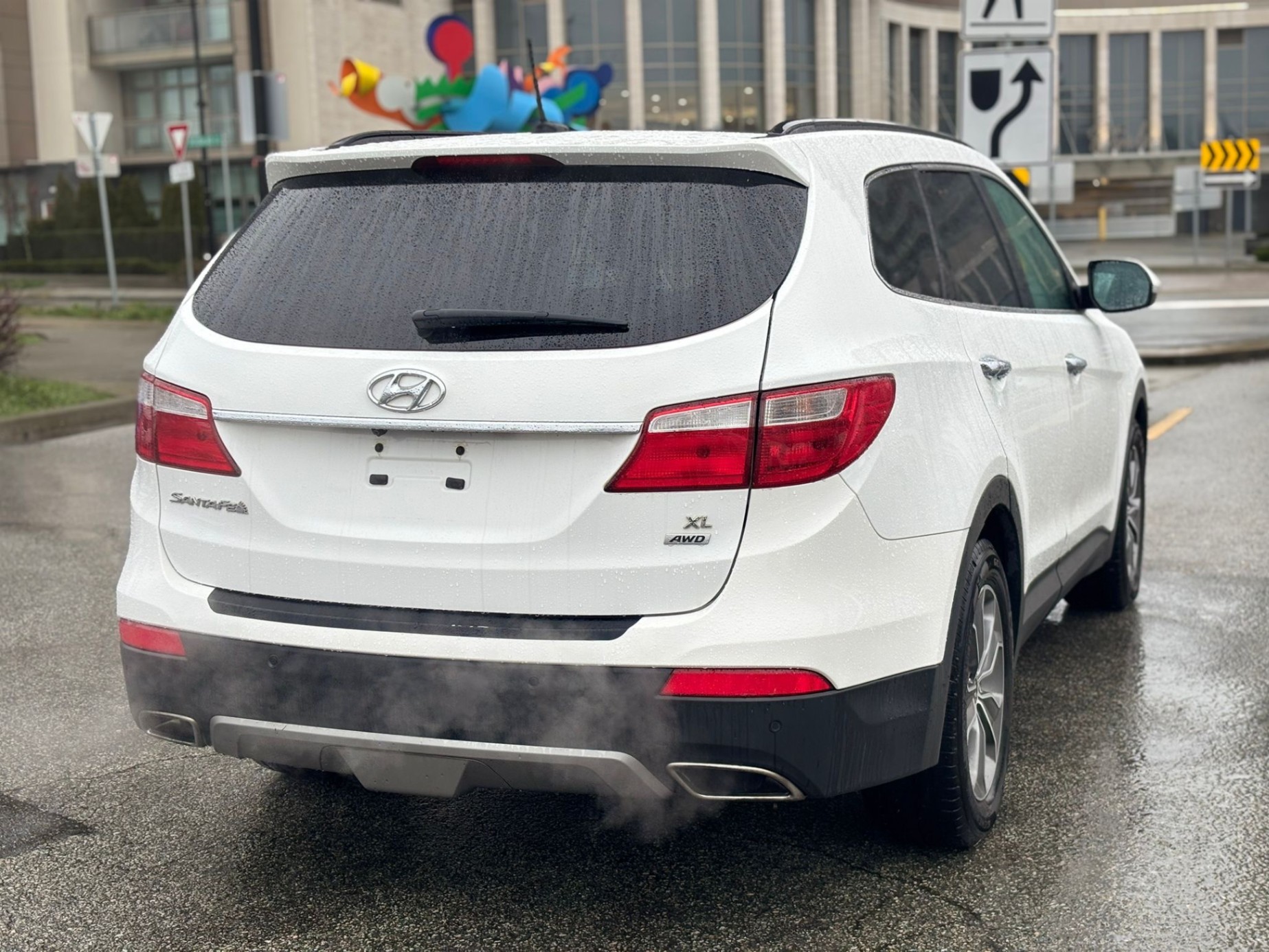 /canwestautoinc/2014-Hyundai-SantaFe-08244530210484413.jpg