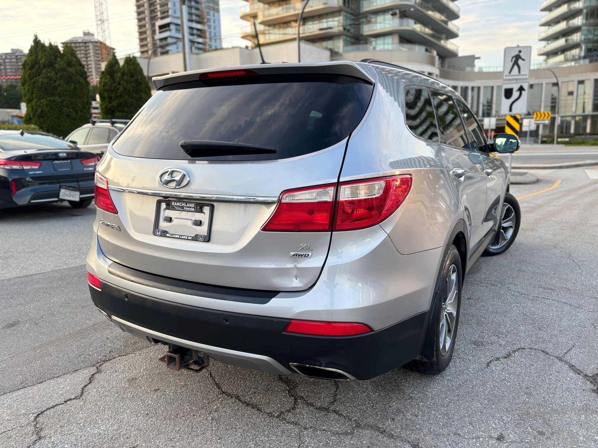 /canwestautoinc/2014-Hyundai-SantaFe-16850891927103118.jpg