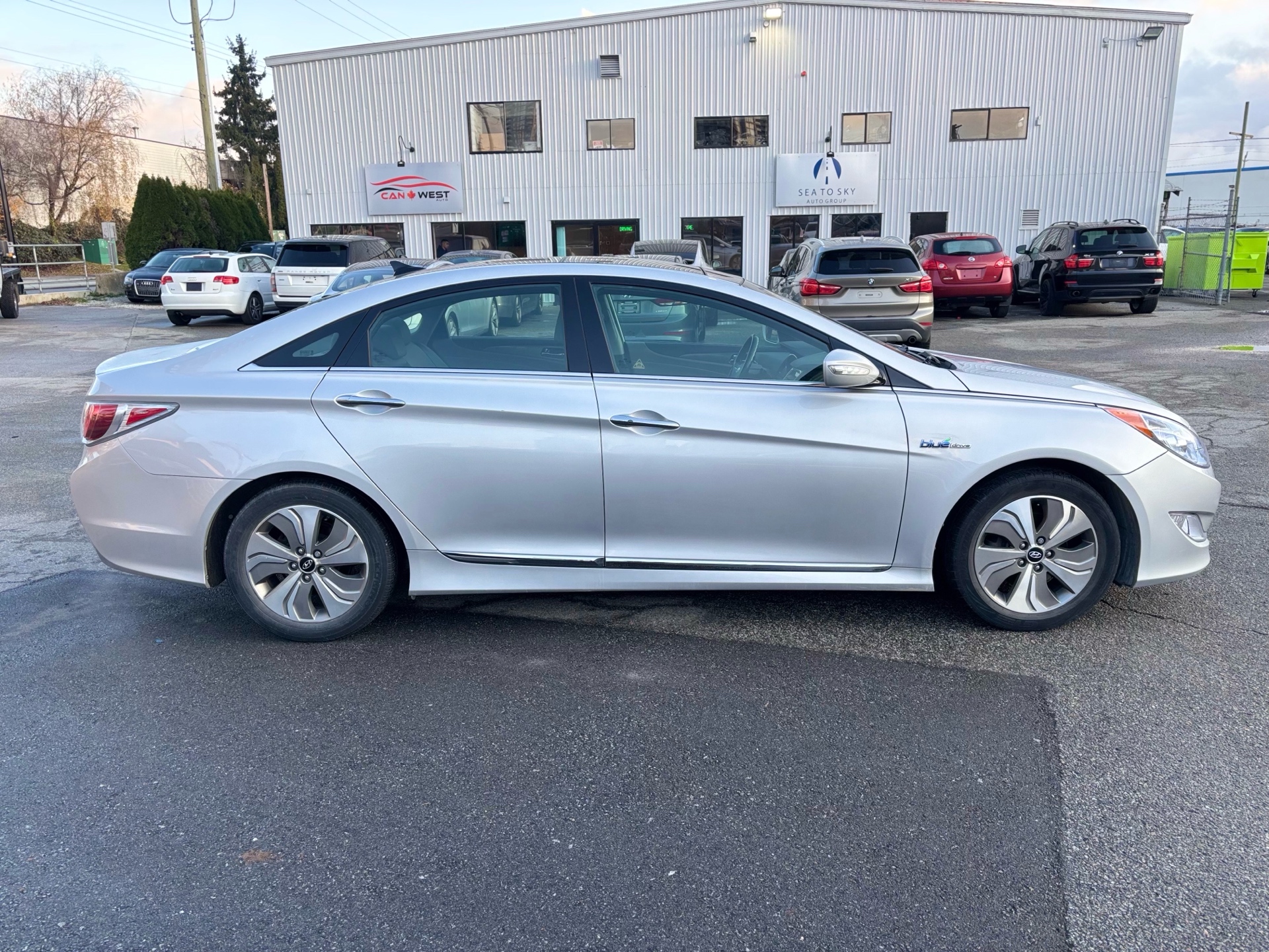 /canwestautoinc/2014-Hyundai-SonataHybrid-46670990609685536.jpg
