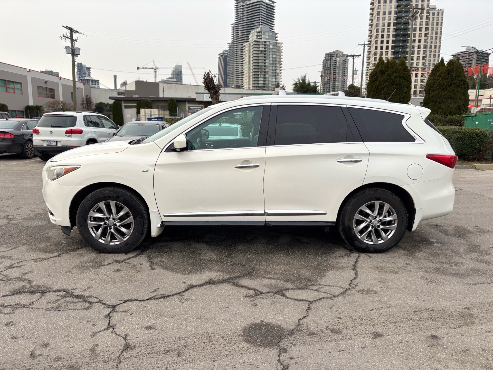 /canwestautoinc/2014-INFINITI-QX60-2284125978134024.jpg