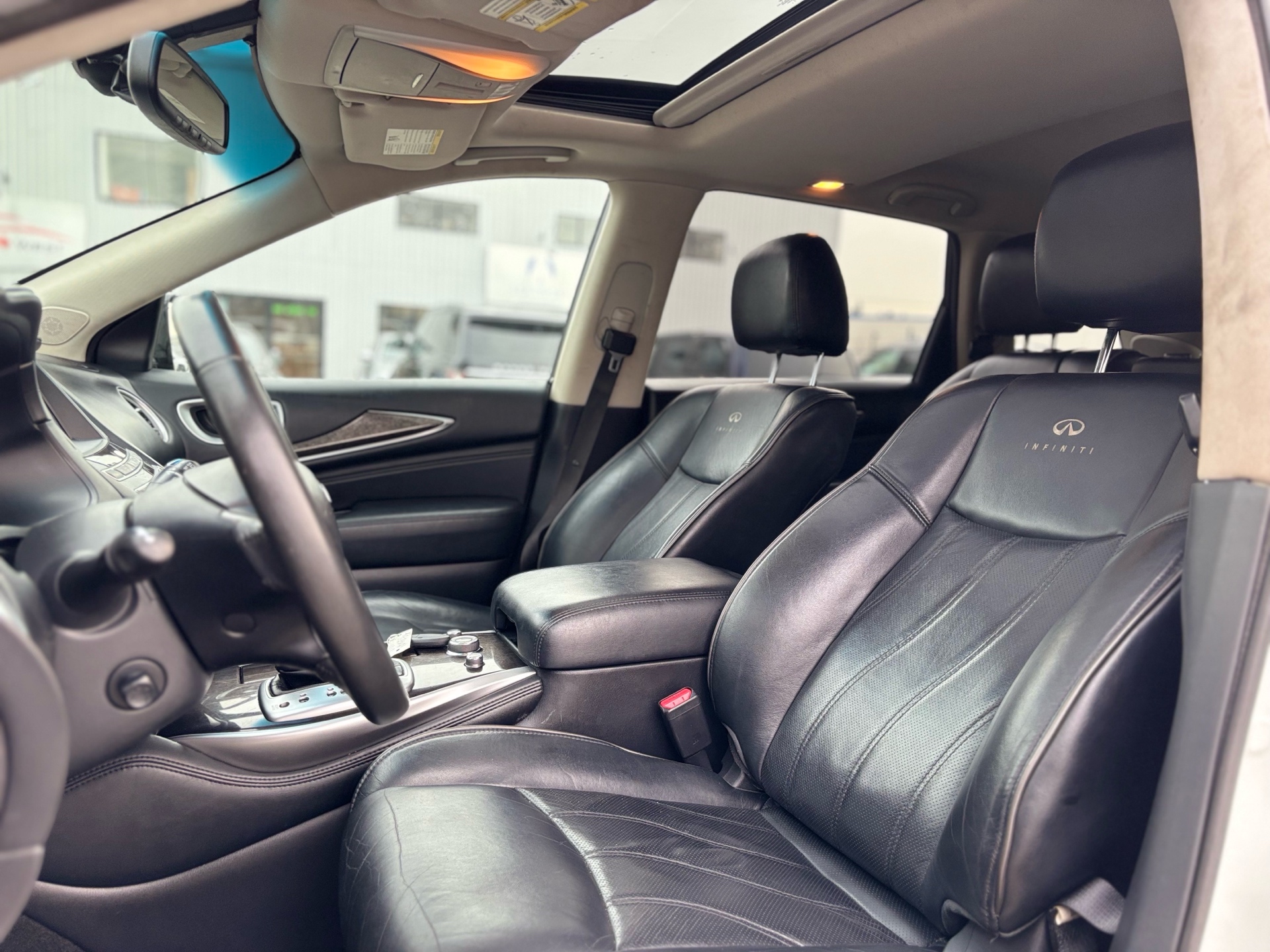 /canwestautoinc/2014-INFINITI-QX60-5012676391497428.jpg