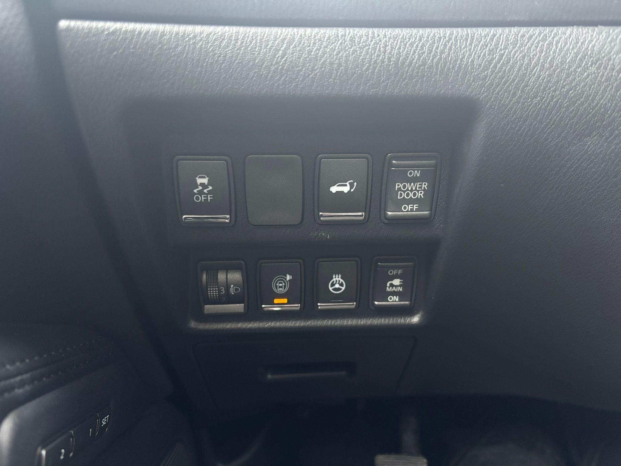 /canwestautoinc/2014-Infiniti-QX60-32274262605340676.jpg