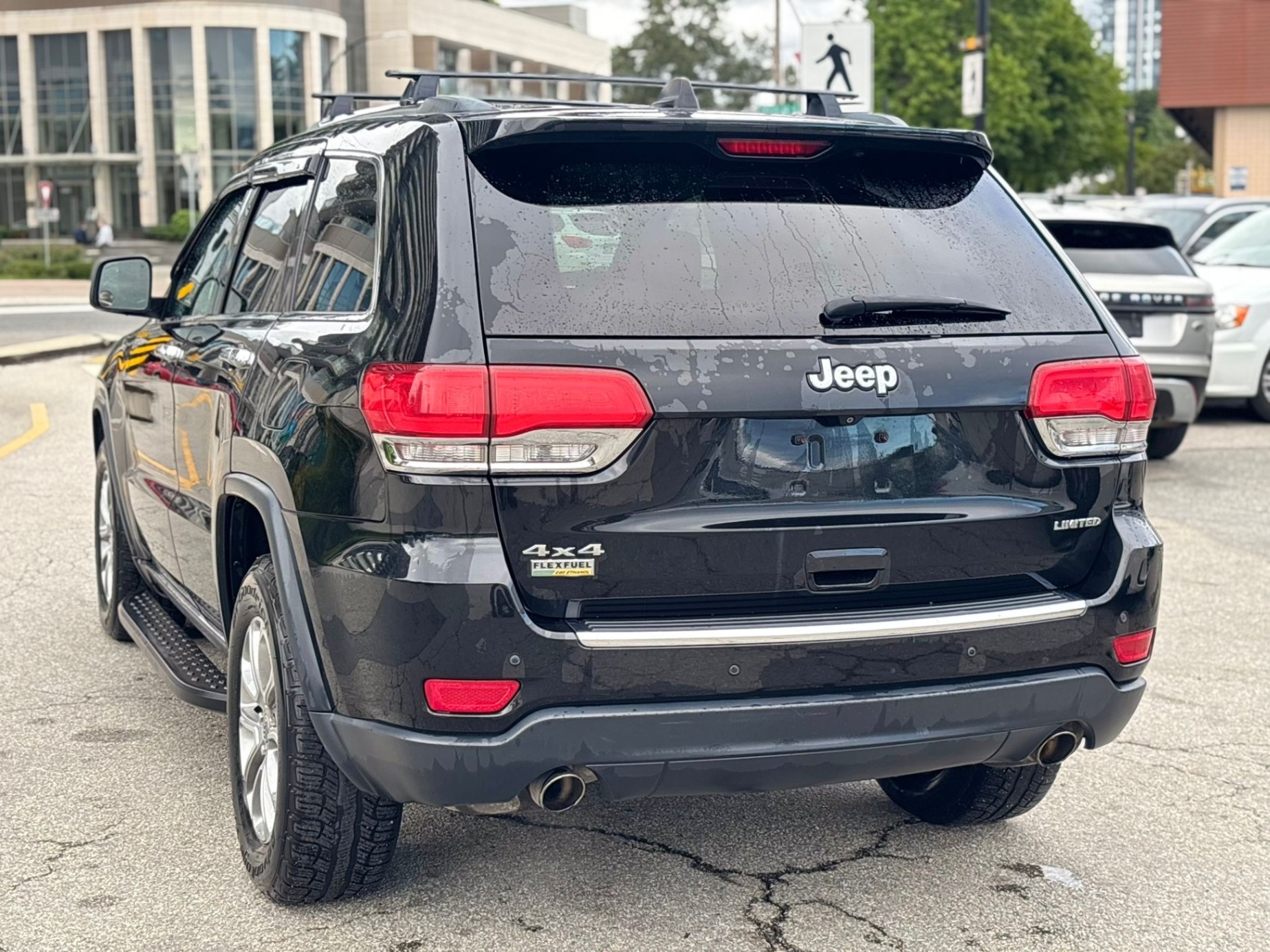 /canwestautoinc/2014-Jeep-GrandCherokee-3844079243928451.jpg