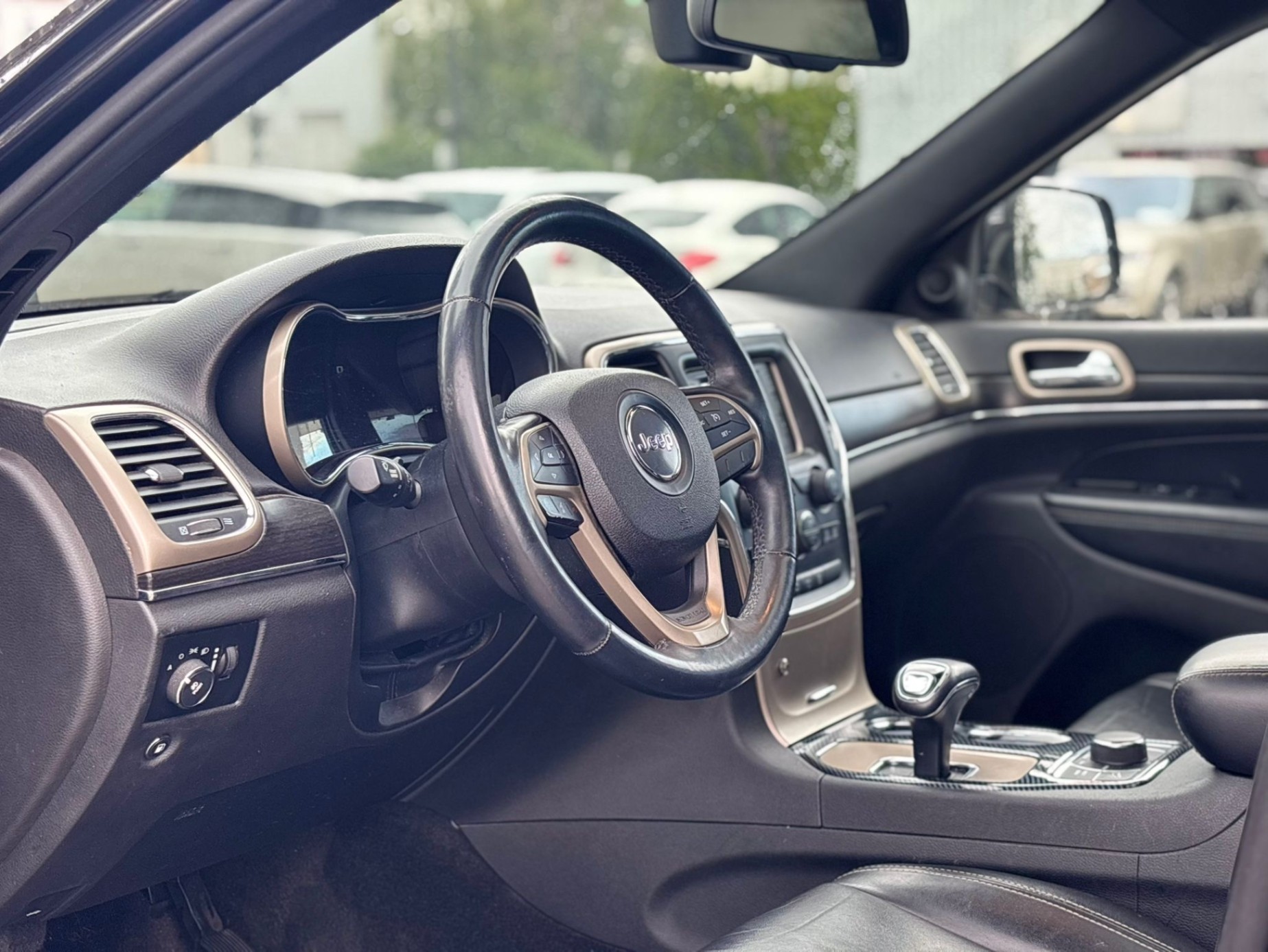 /canwestautoinc/2014-Jeep-GrandCherokee-5648988232083683.jpg
