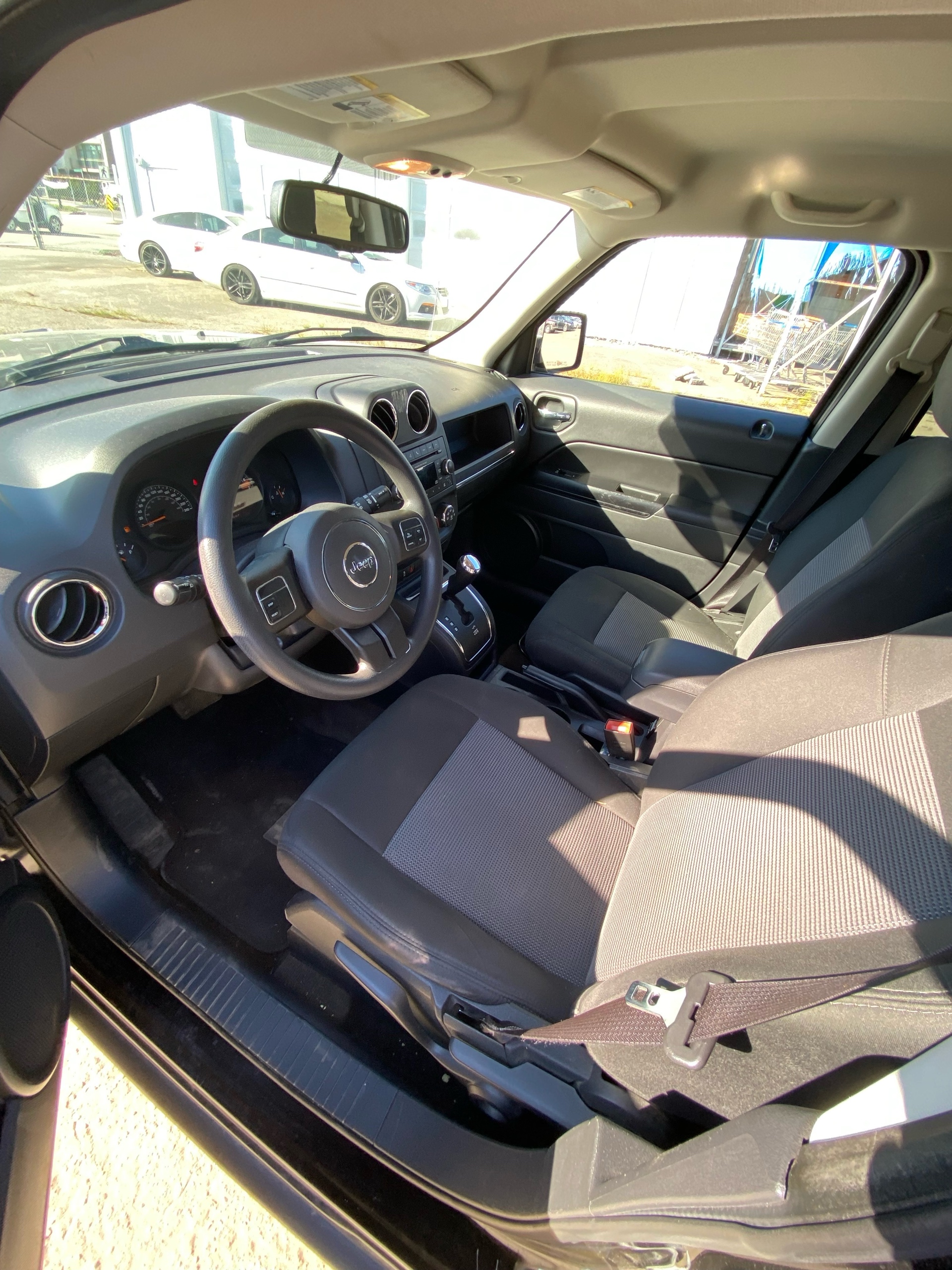 /canwestautoinc/2014-Jeep-Patriot-07805675721334704.jpg