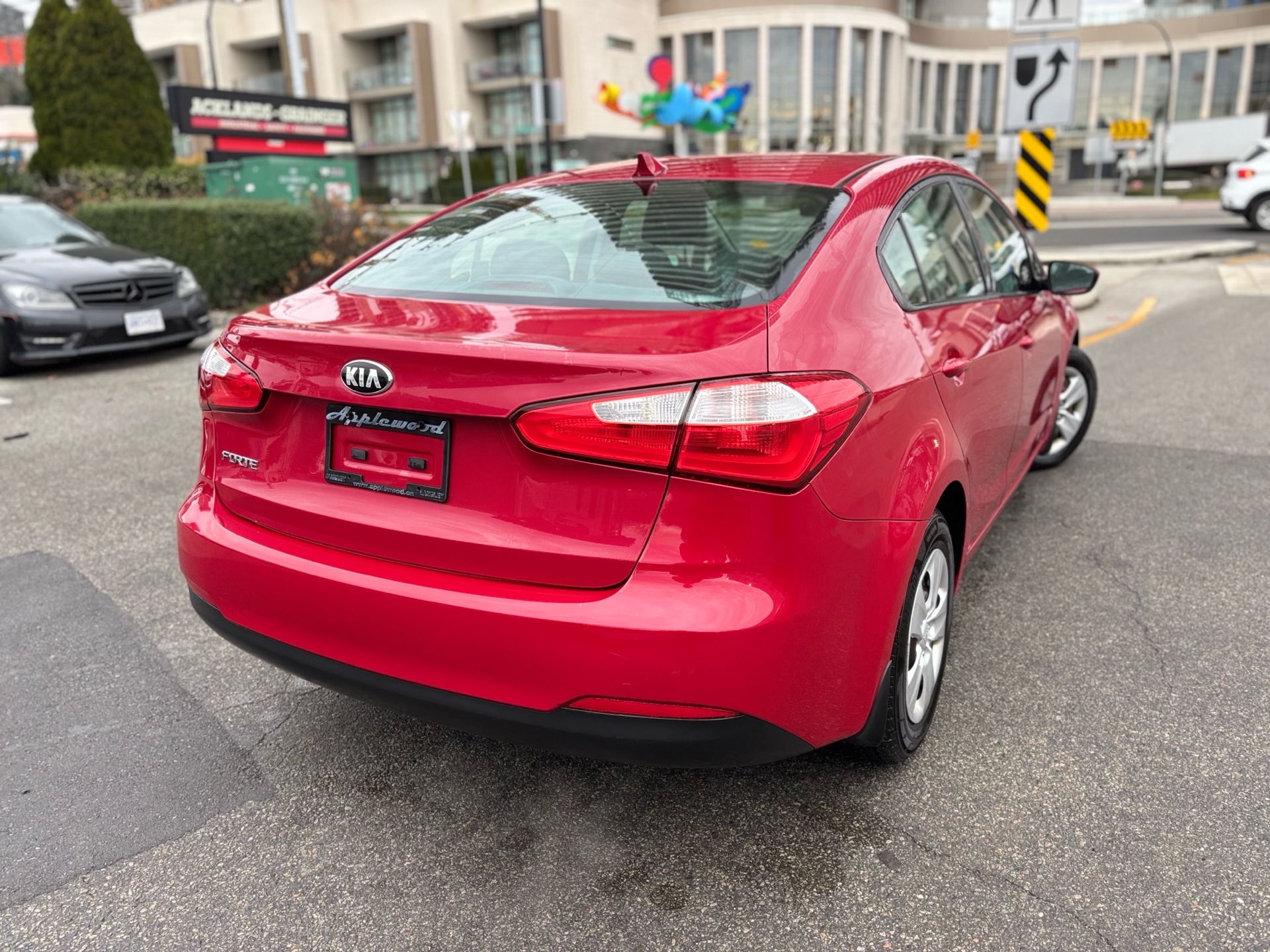 /canwestautoinc/2014-Kia-Forte-19996357612774984.jpg