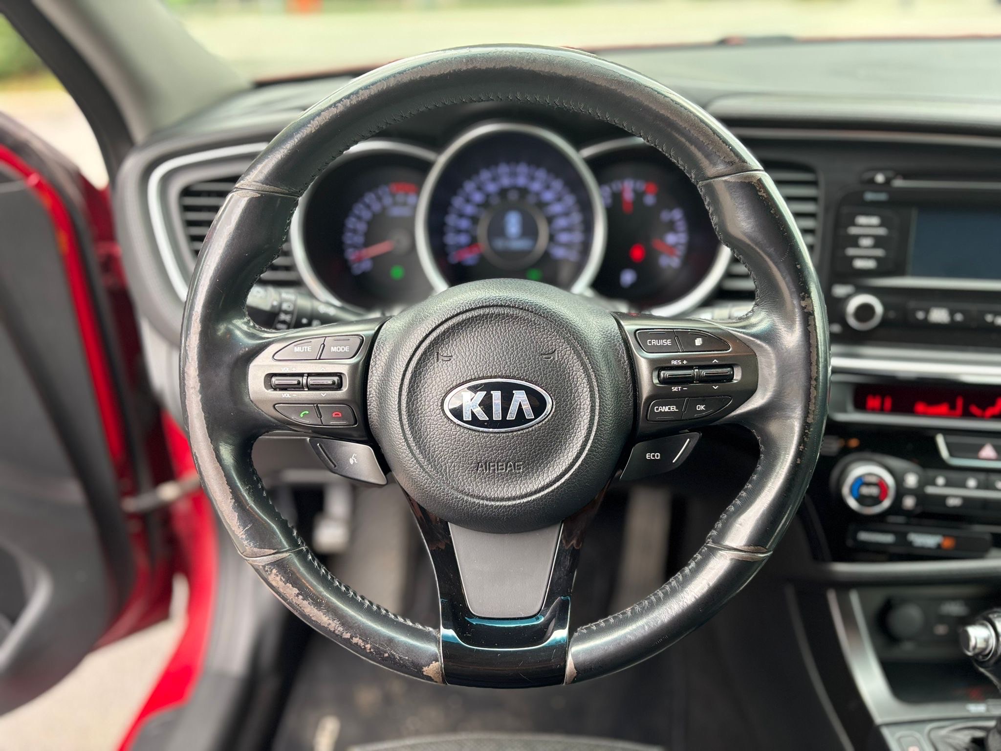 /canwestautoinc/2014-Kia-Optima-3488144091061094.jpg