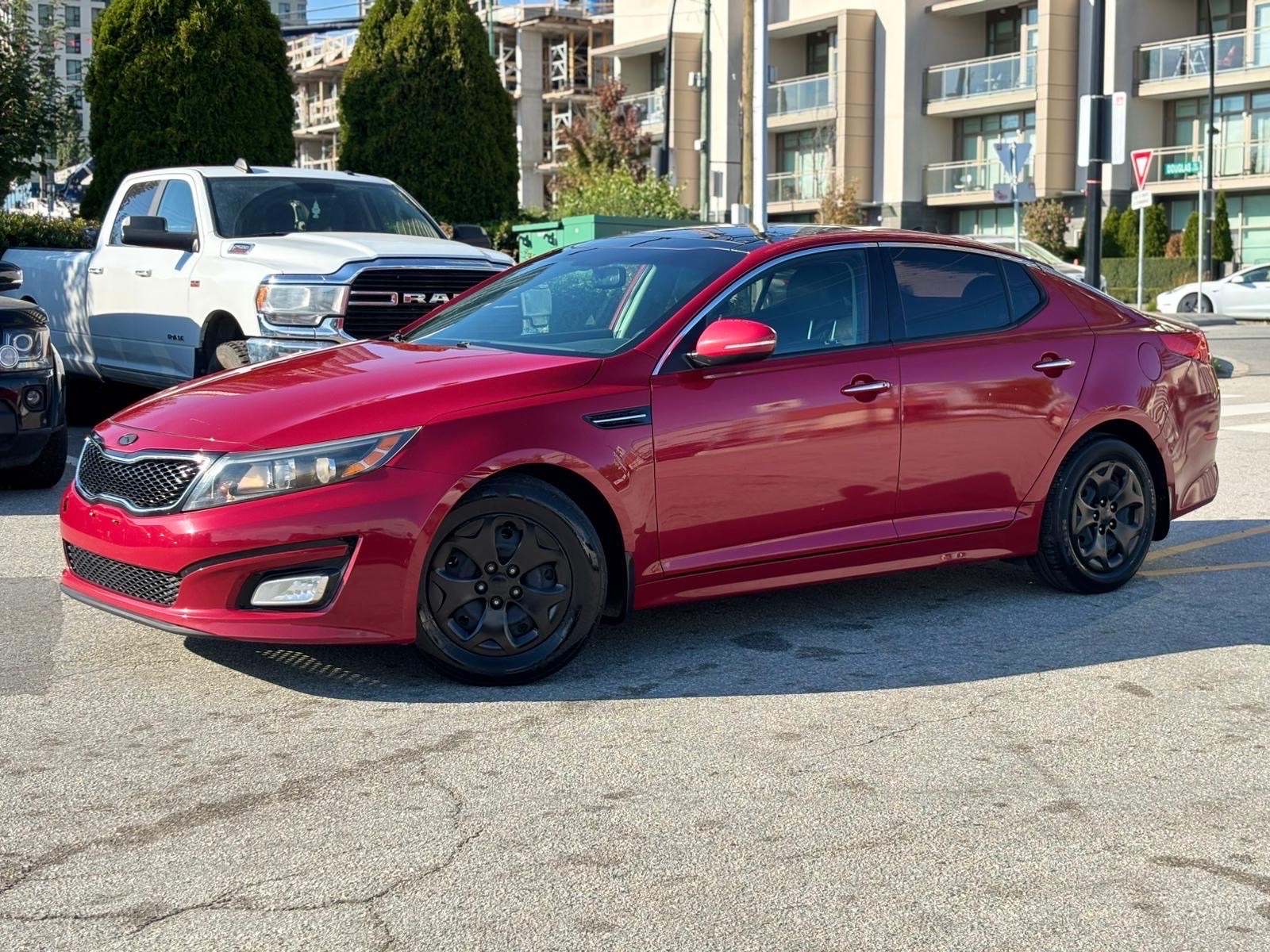 /canwestautoinc/2014-Kia-Optima-7822436437152804.jpg