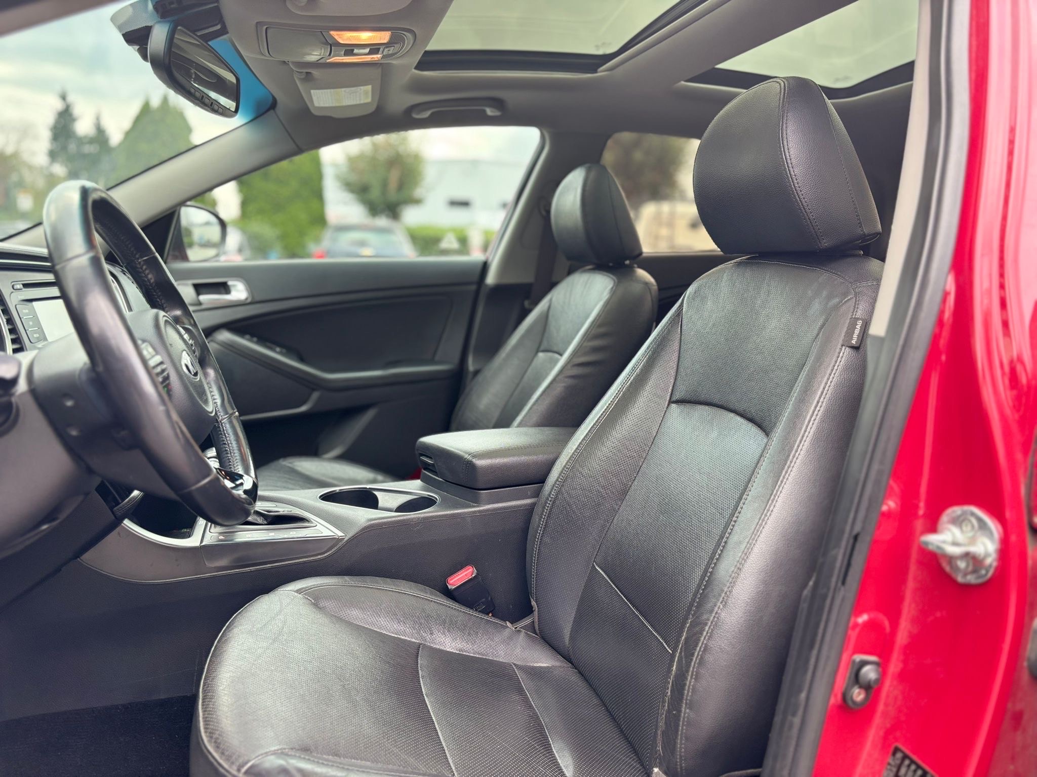 /canwestautoinc/2014-Kia-Optima-9764628560761475.jpg
