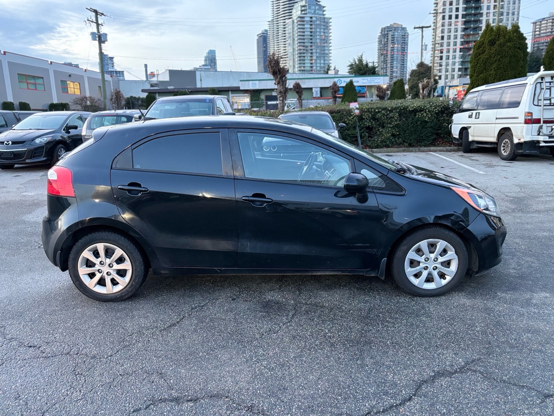 /canwestautoinc/2014-Kia-Rio-4354123909603651.jpg