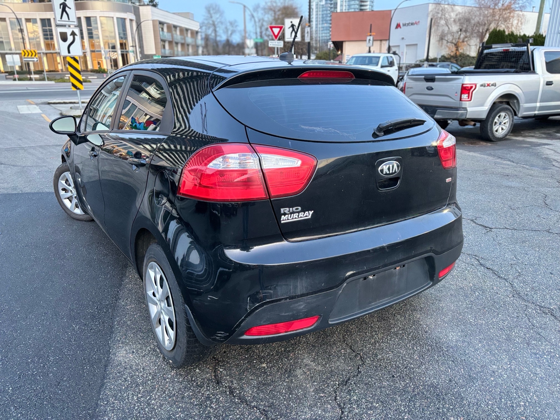 /canwestautoinc/2014-Kia-Rio-5438653170058014.jpg
