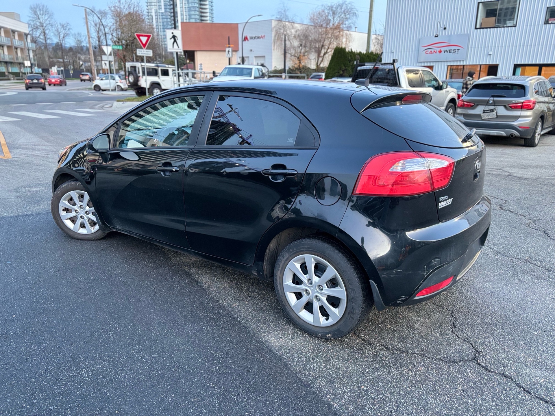 /canwestautoinc/2014-Kia-Rio-8497935640674137.jpg