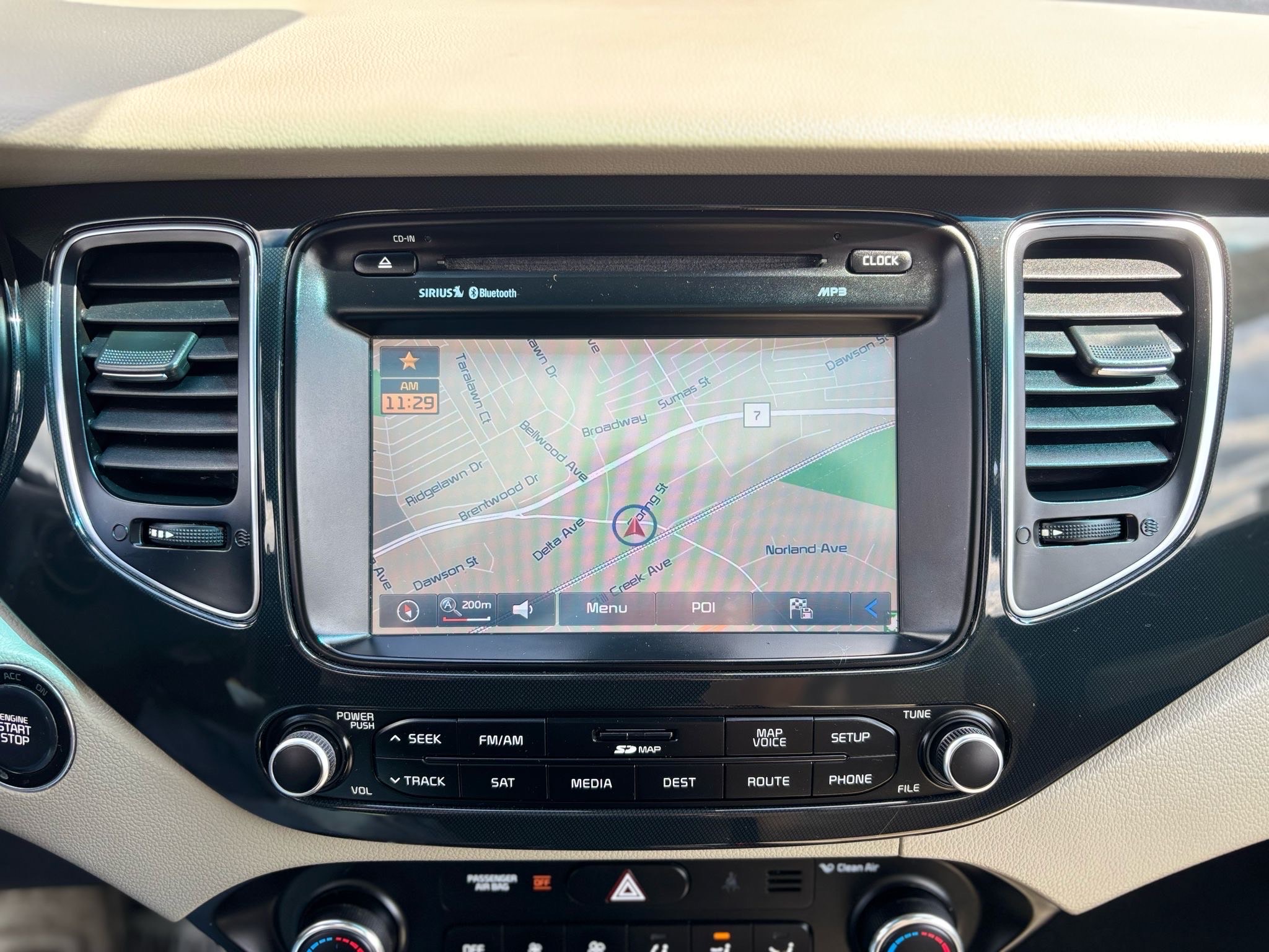 /canwestautoinc/2014-Kia-Rondo-330165217649923.jpg