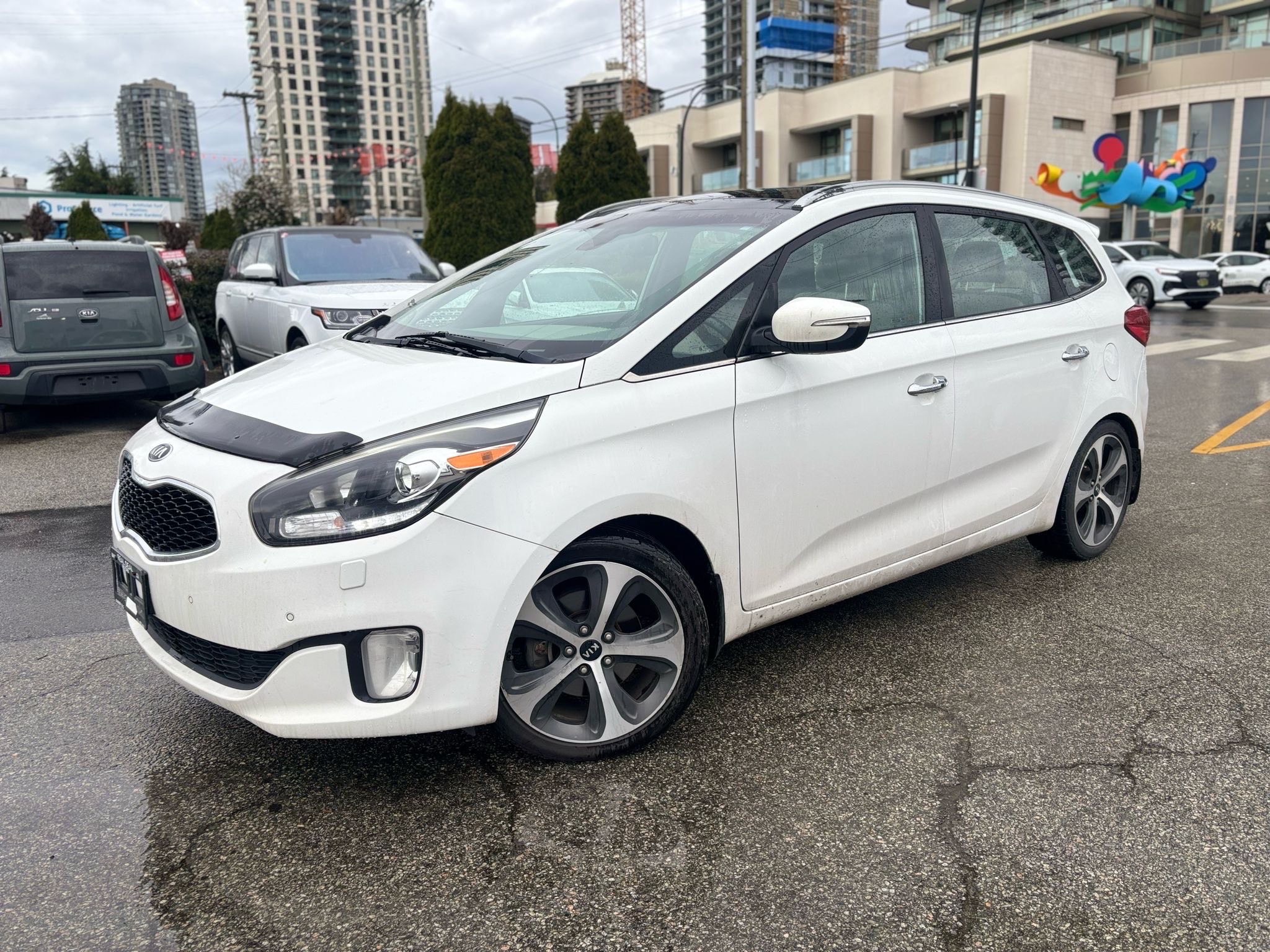 /canwestautoinc/2014-Kia-Rondo-3618134159351738.jpg