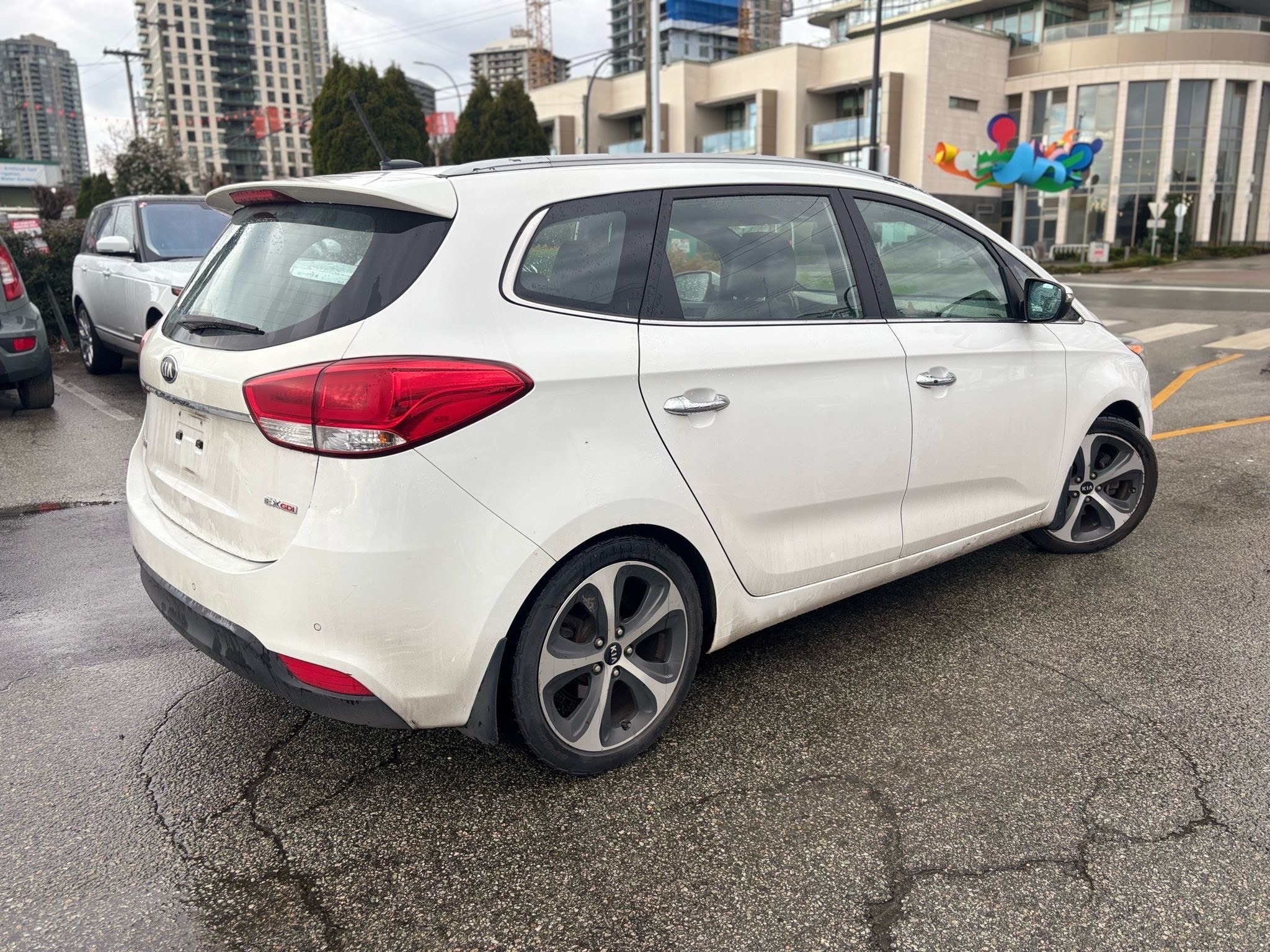 /canwestautoinc/2014-Kia-Rondo-7727755520794908.jpg