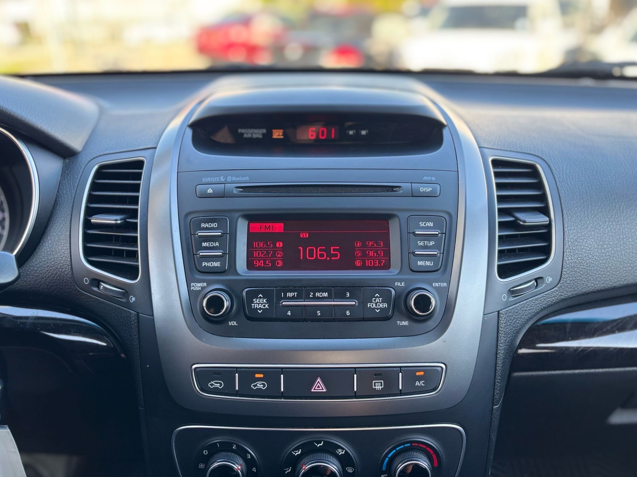 /canwestautoinc/2014-Kia-Sorento-40159591687322305.jpg