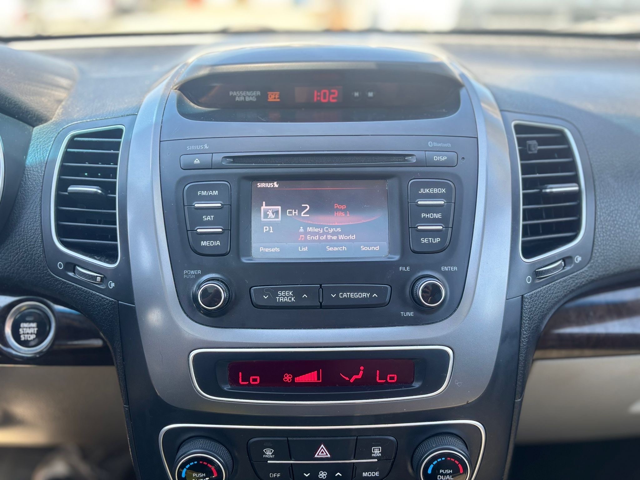 /canwestautoinc/2014-Kia-Sorento-42923003992383957.jpg