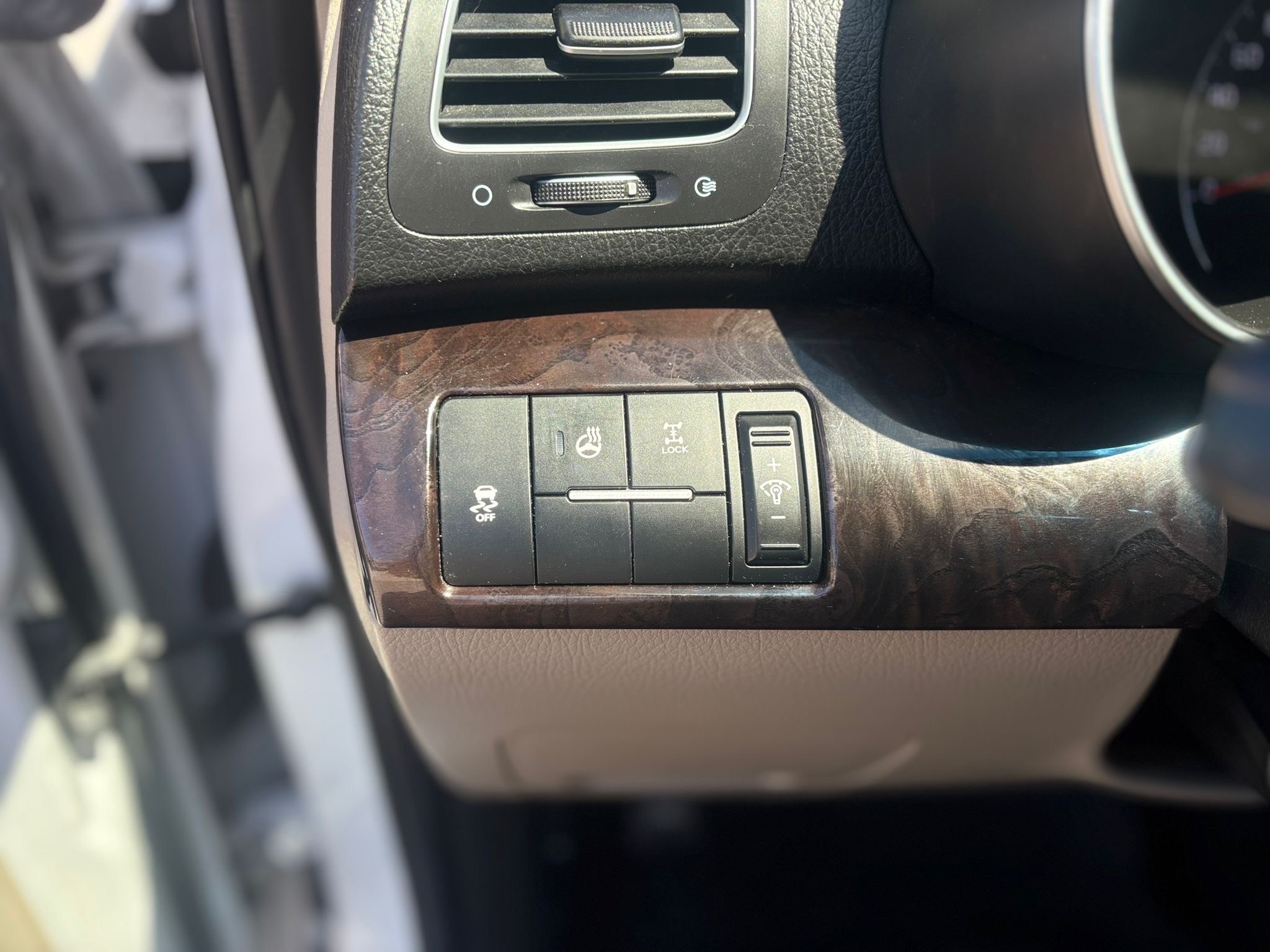 /canwestautoinc/2014-Kia-Sorento-4755710008863292.jpg