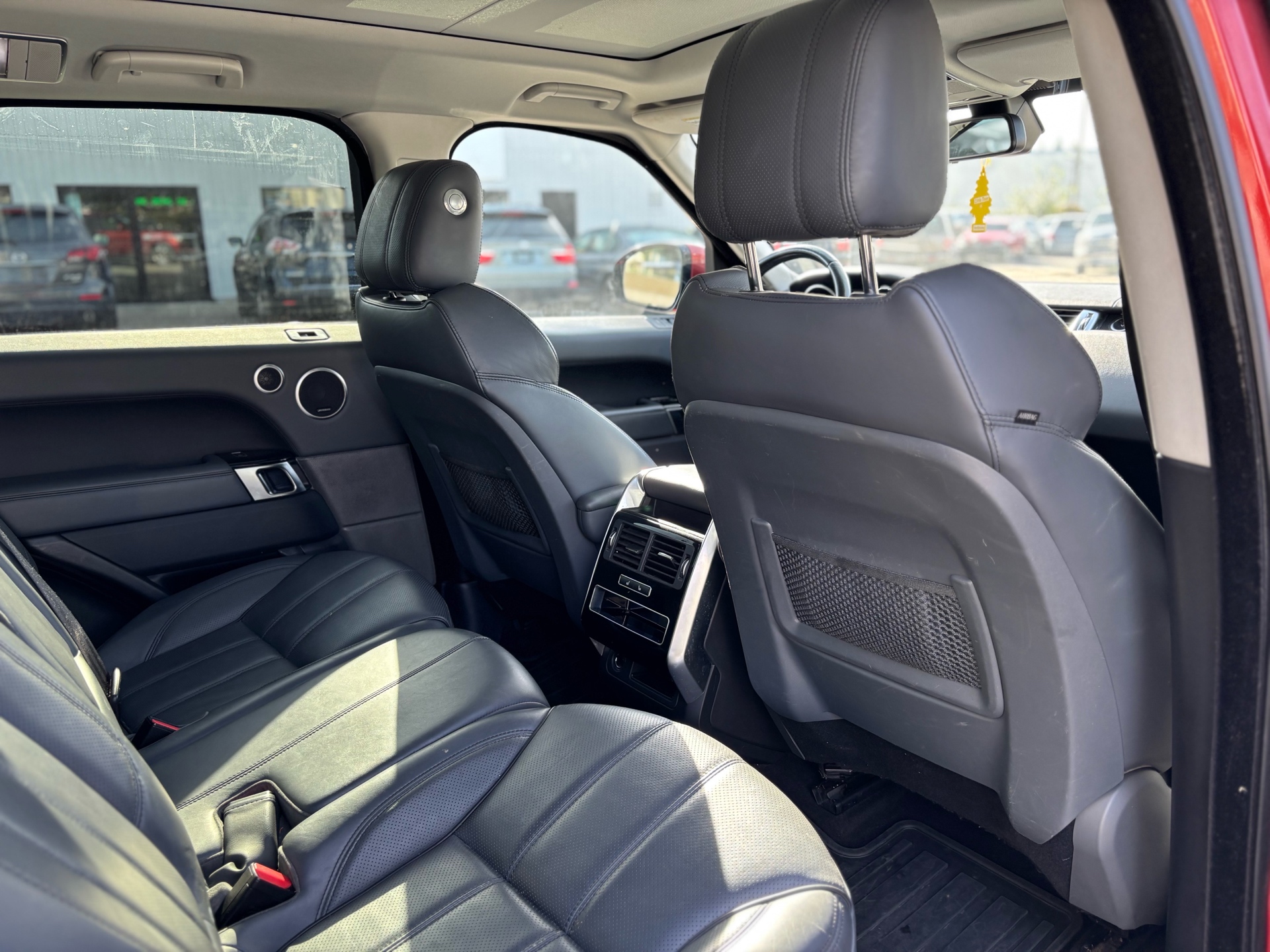 /canwestautoinc/2014-LandRover-RangeRover-06682827616966969.jpg