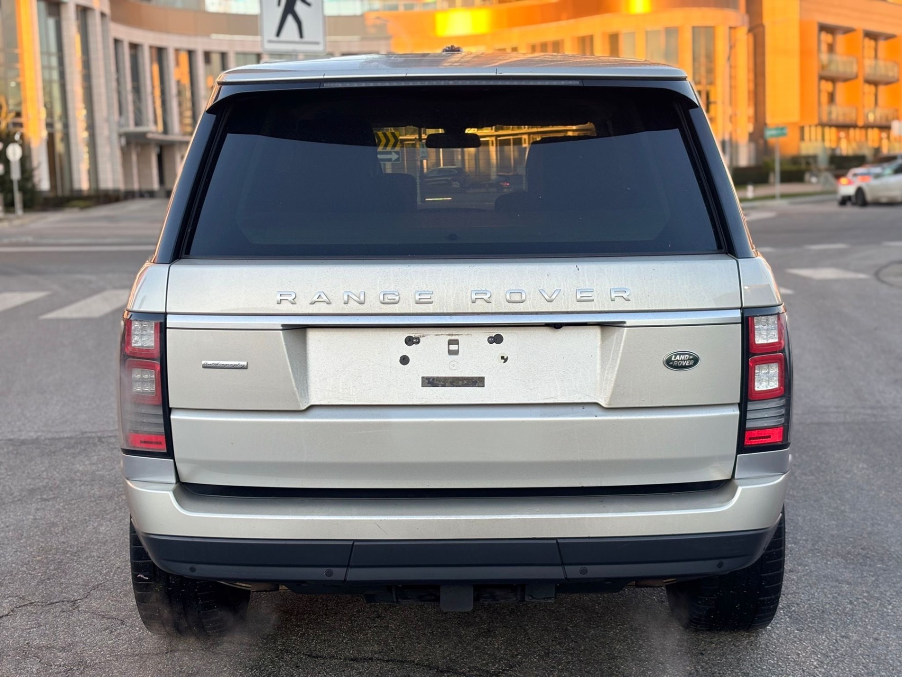 /canwestautoinc/2014-LandRover-RangeRover-2676927127004334.jpg