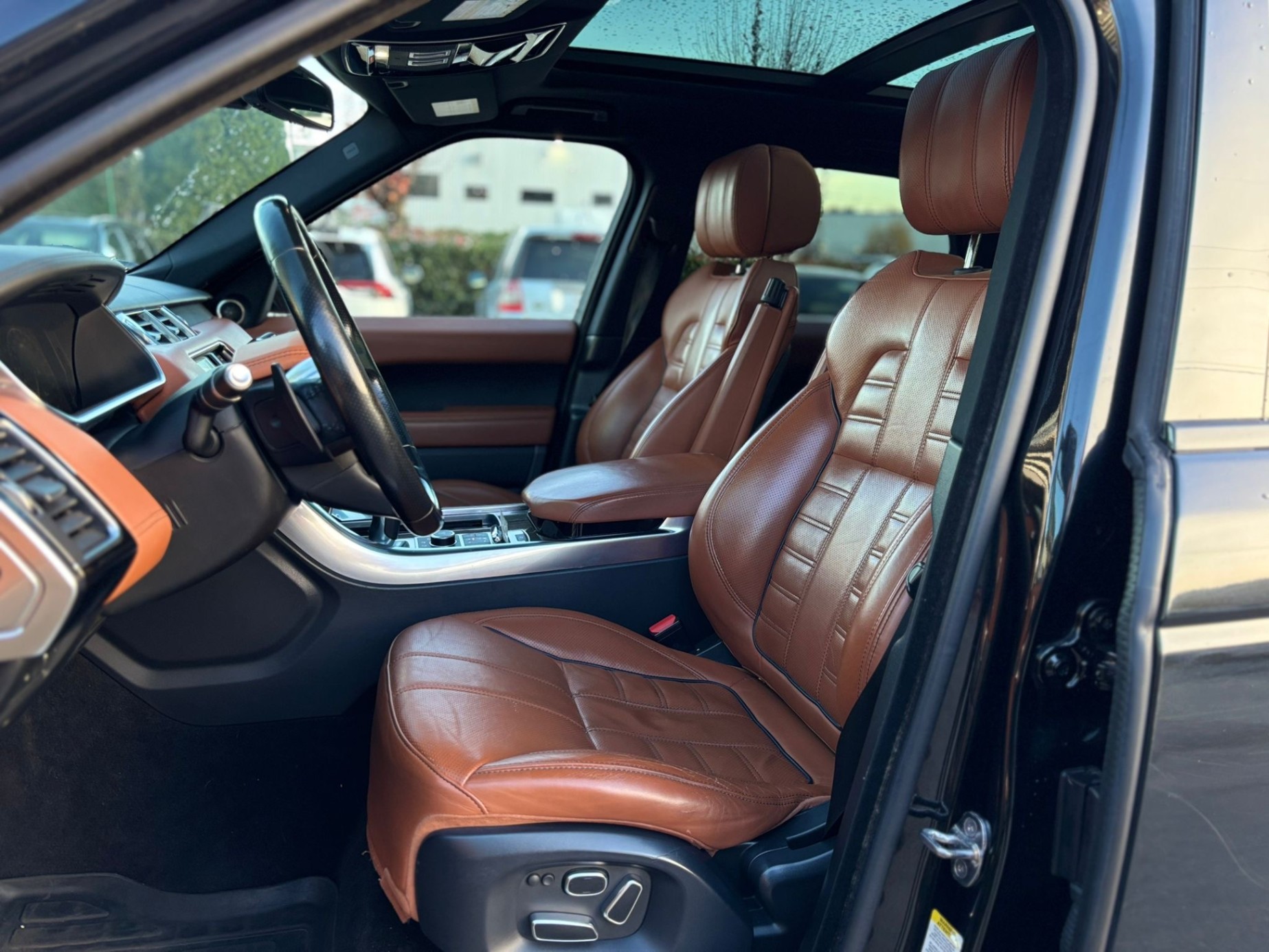 /canwestautoinc/2014-LandRover-RangeRover-3987366914995587.jpg