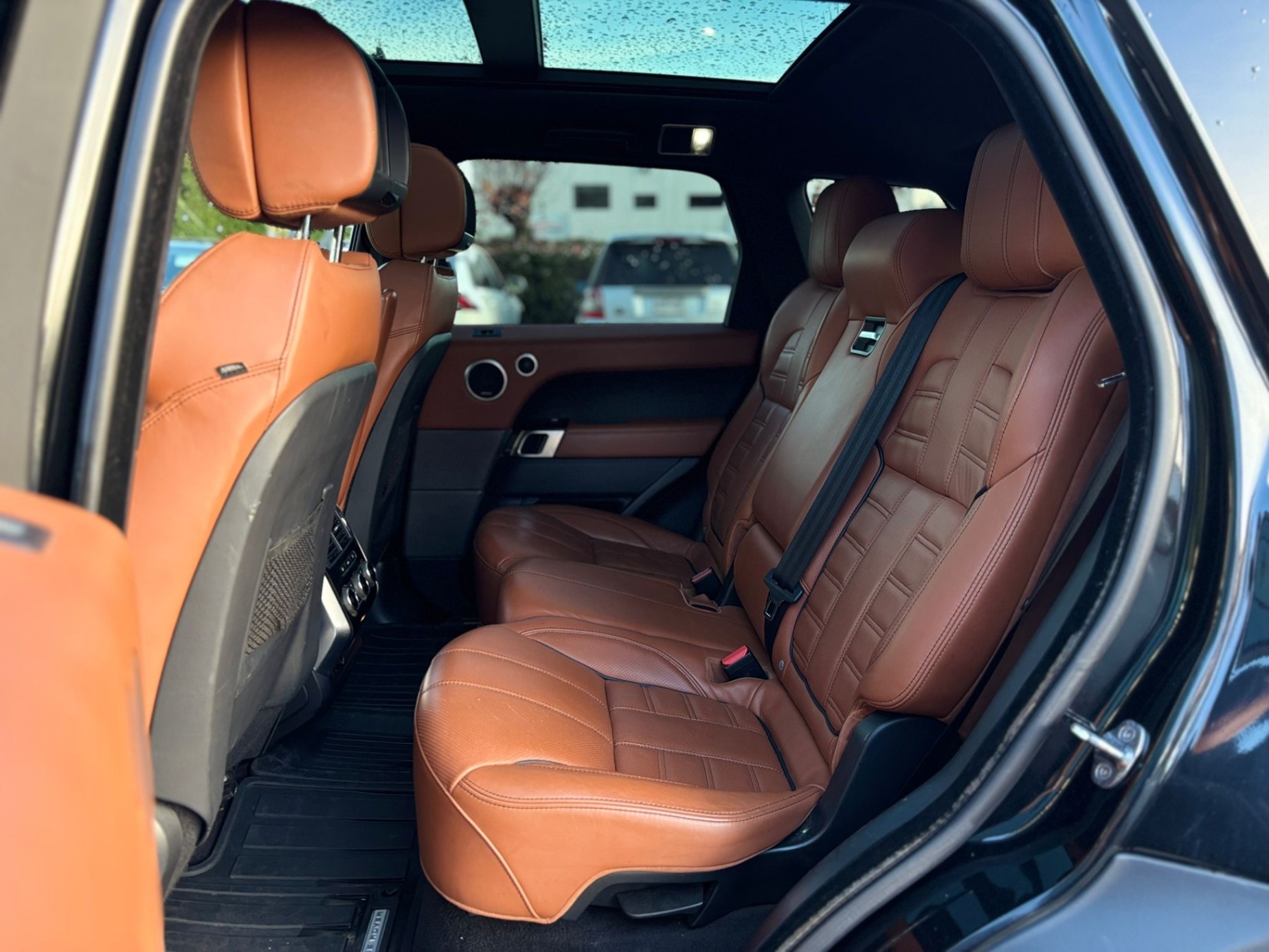 /canwestautoinc/2014-LandRover-RangeRover-44866696184429644.jpg