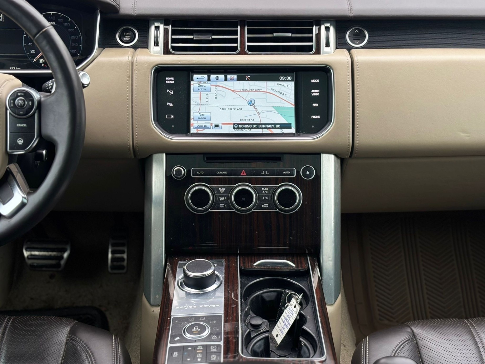 /canwestautoinc/2014-LandRover-RangeRover-5227968603369404.jpg