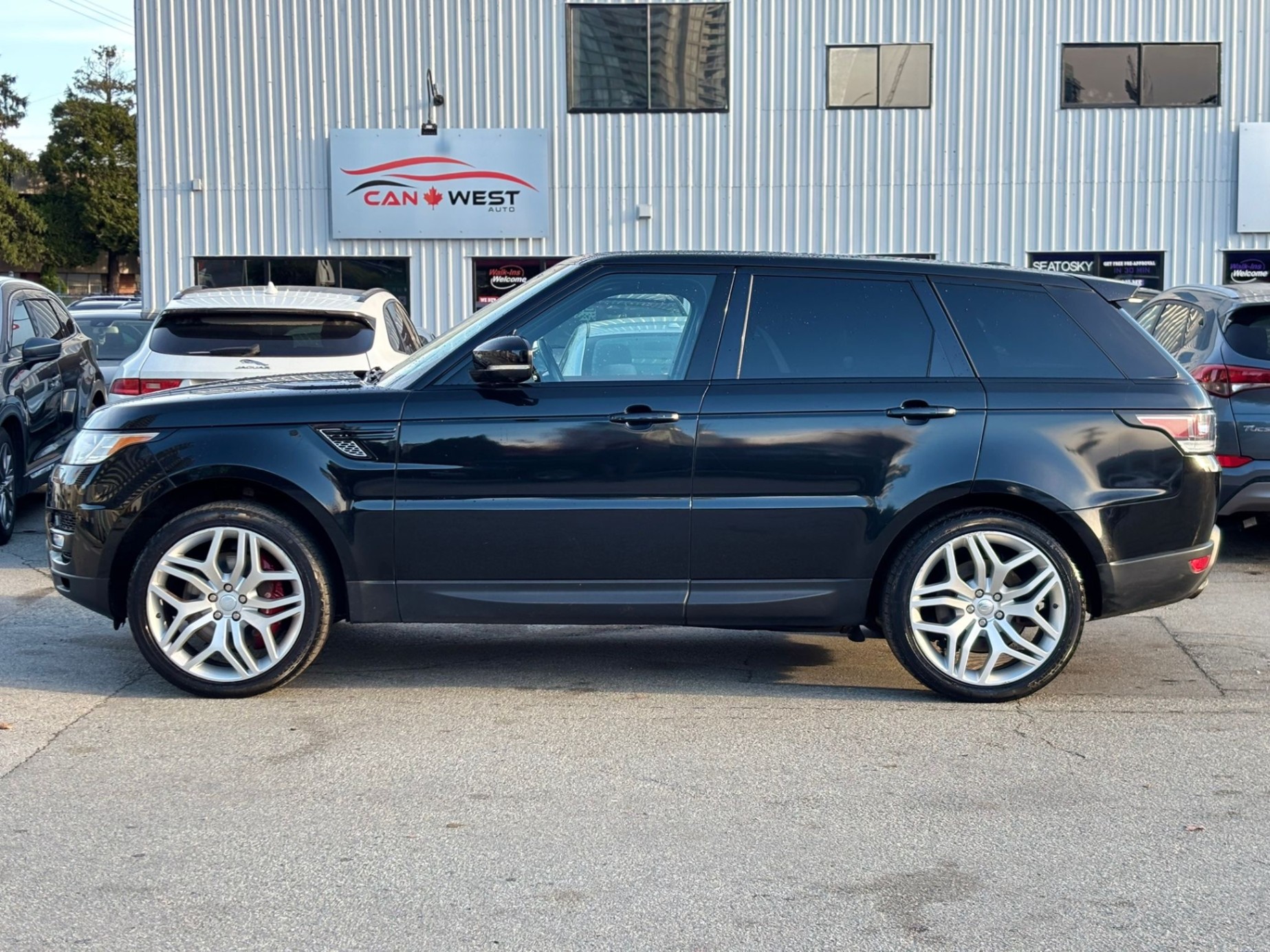 /canwestautoinc/2014-LandRover-RangeRover-5463919137168833.jpg