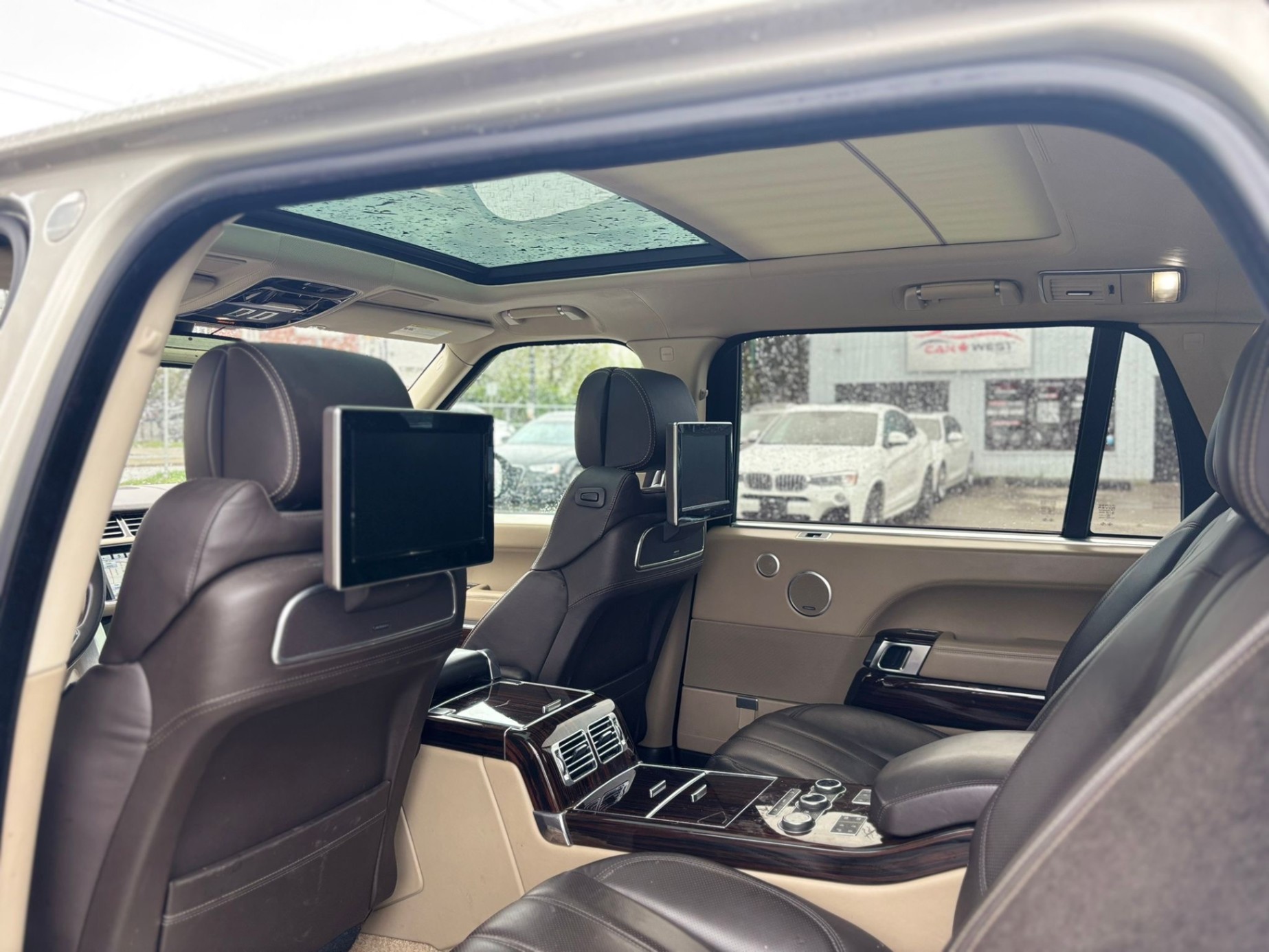 /canwestautoinc/2014-LandRover-RangeRover-5967423008056572.jpg