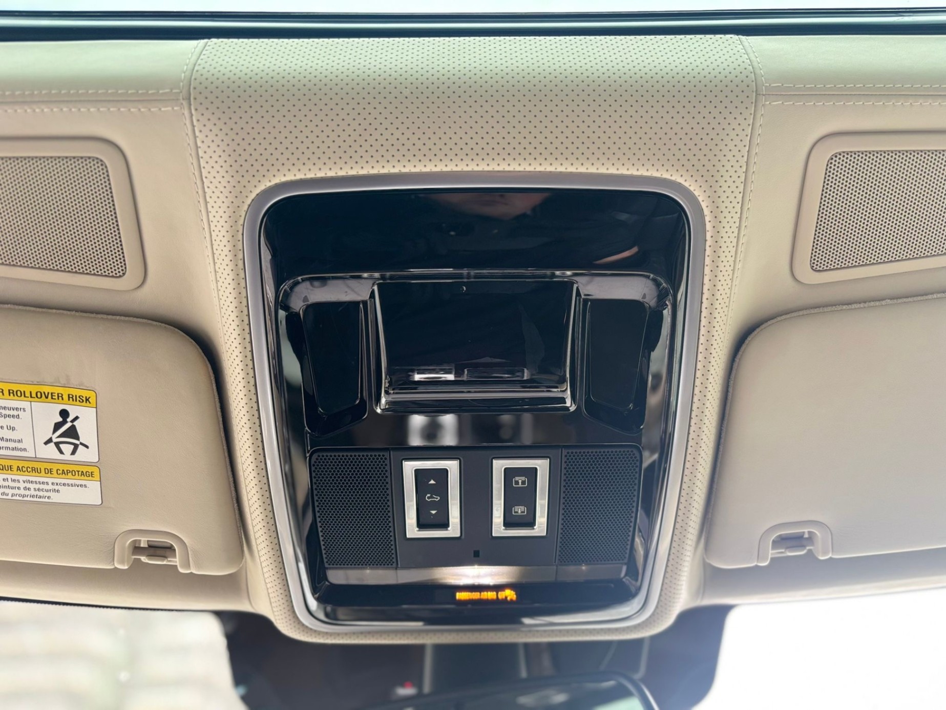 /canwestautoinc/2014-LandRover-RangeRover-6201881771921263.jpg