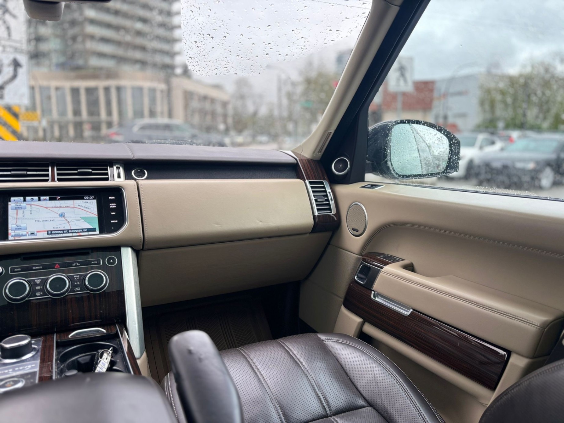 /canwestautoinc/2014-LandRover-RangeRover-6540344492067032.jpg