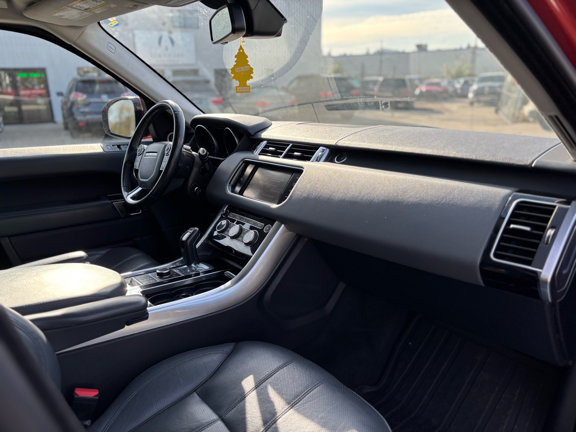 /canwestautoinc/2014-LandRover-RangeRover-7556931775971003.jpg