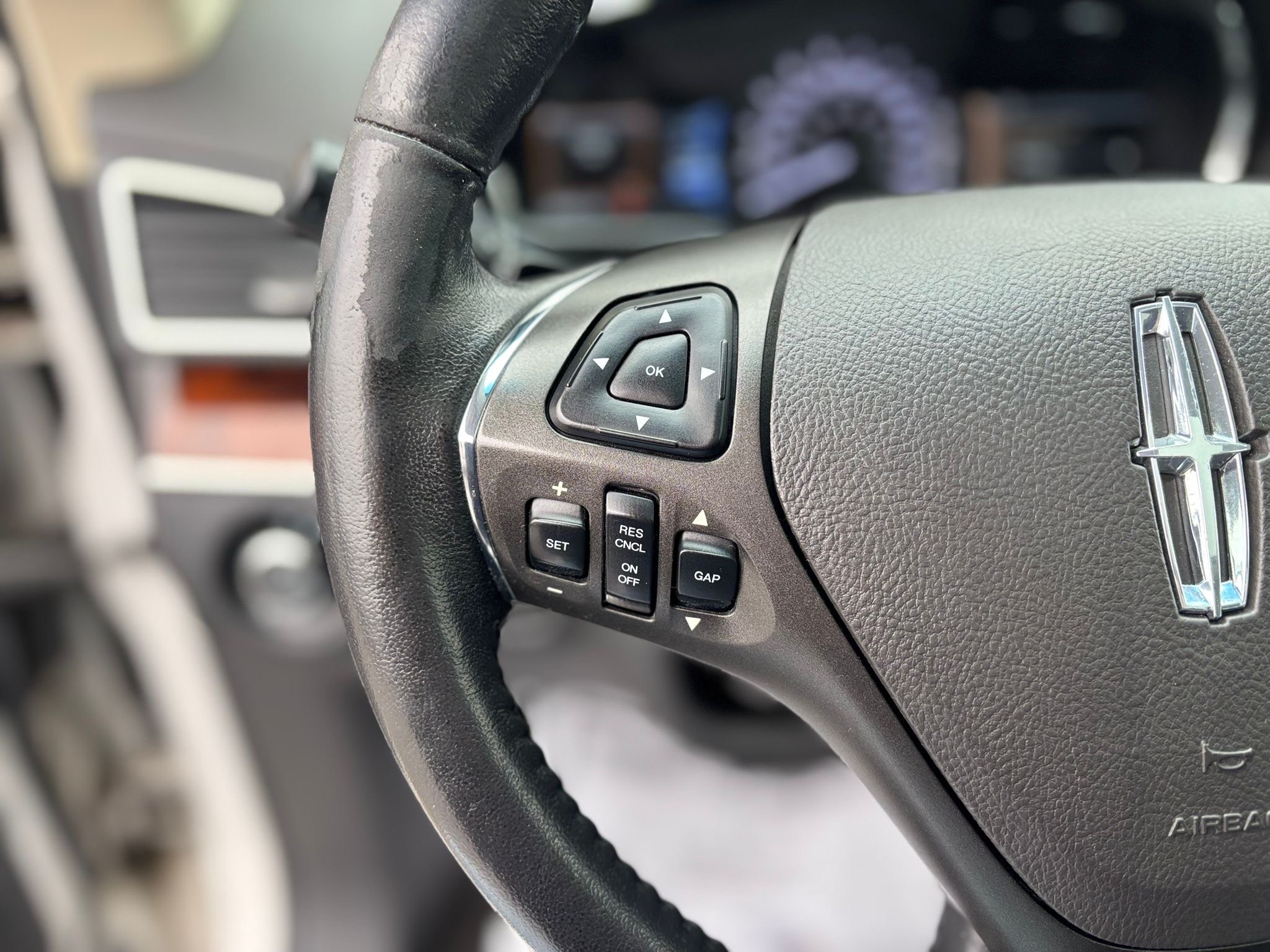 /canwestautoinc/2014-Lincoln-MKT-19555168246812293.jpg