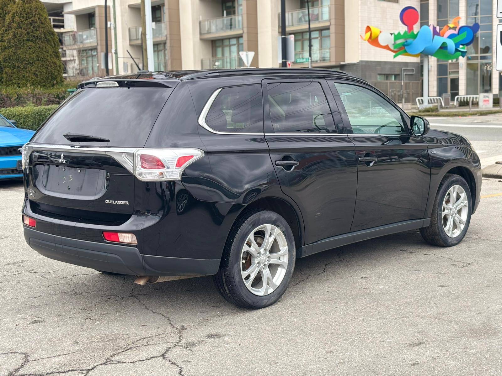 /canwestautoinc/2014-Mitsubishi-Outlander-44625584259683415.jpg