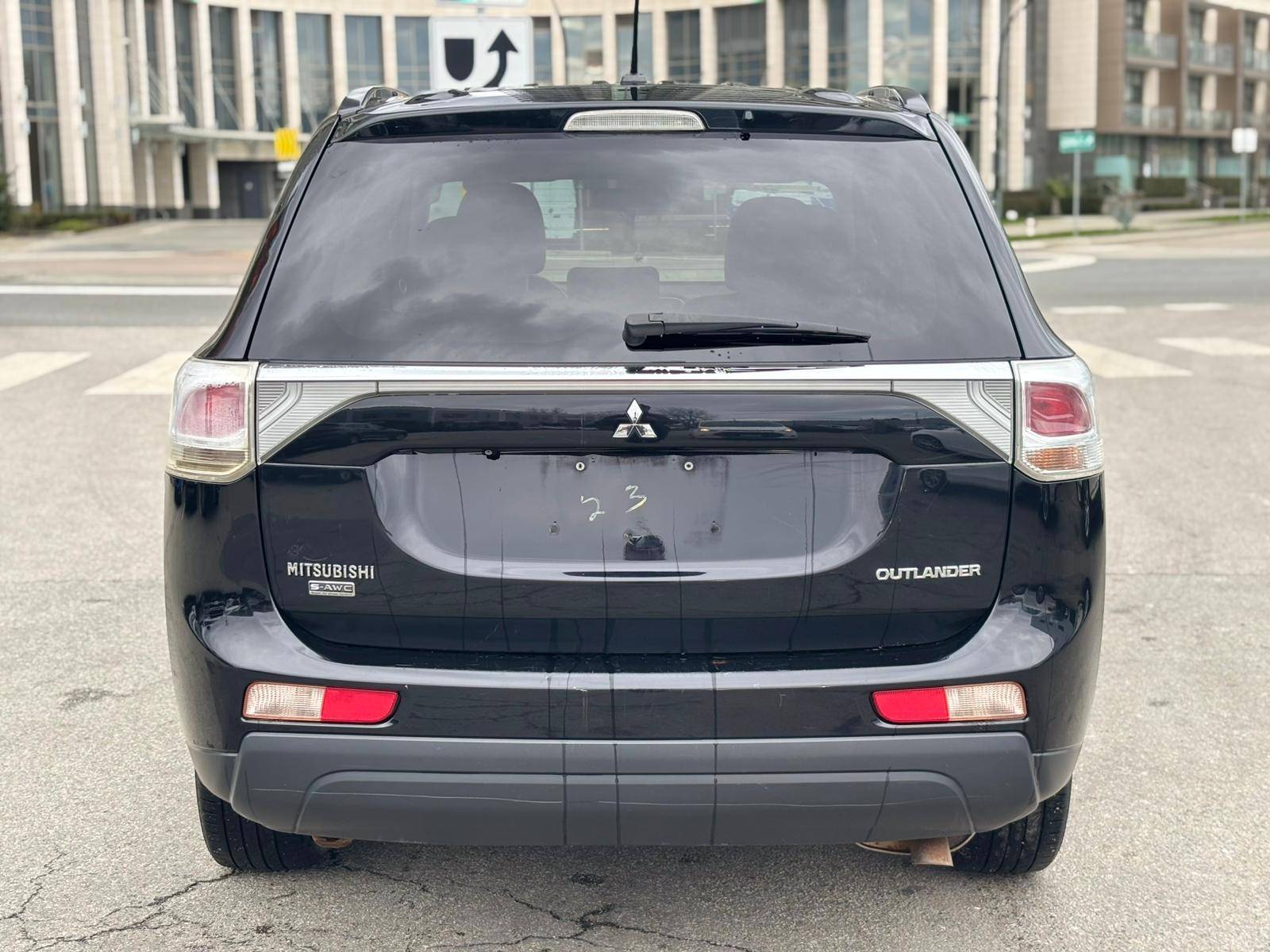 /canwestautoinc/2014-Mitsubishi-Outlander-6073435894122048.jpg