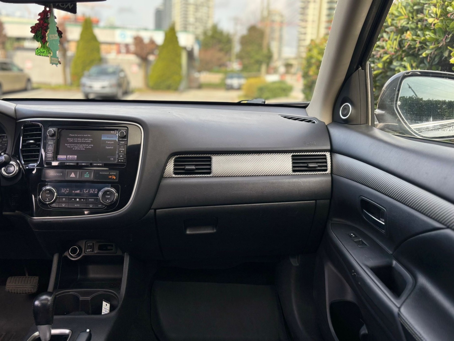 /canwestautoinc/2014-Mitsubishi-Outlander-8625293894301047.jpg