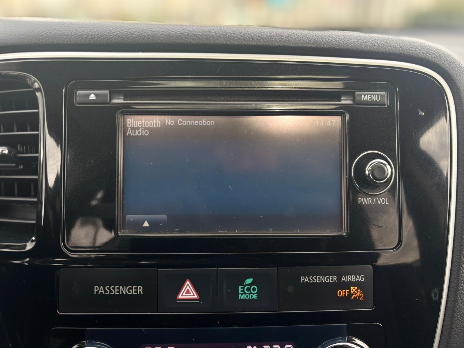 /canwestautoinc/2014-Mitsubishi-Outlander-8881240029376132.jpg