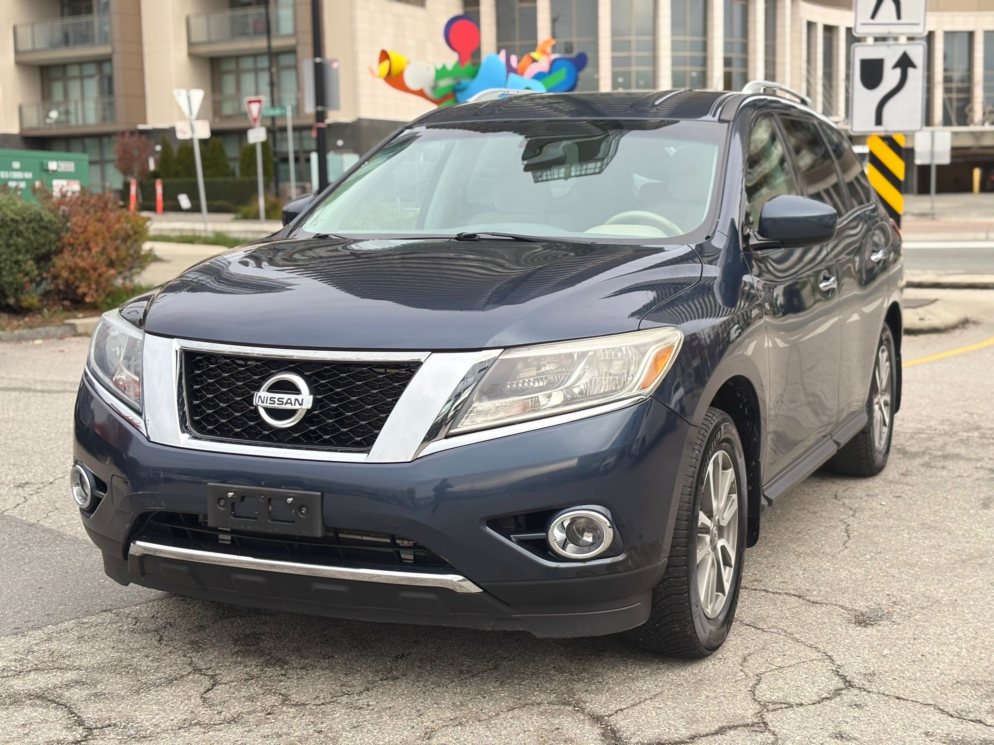 /canwestautoinc/2014-Nissan-Pathfinder-3303654425181499.jpg