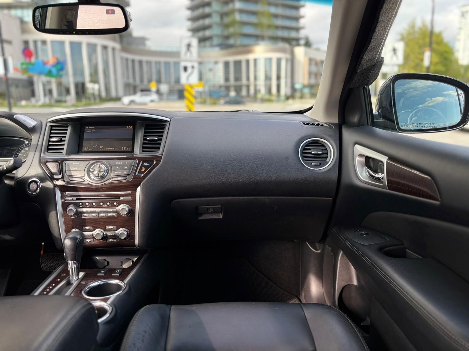 /canwestautoinc/2014-Nissan-Pathfinder-37792410607462856.jpg