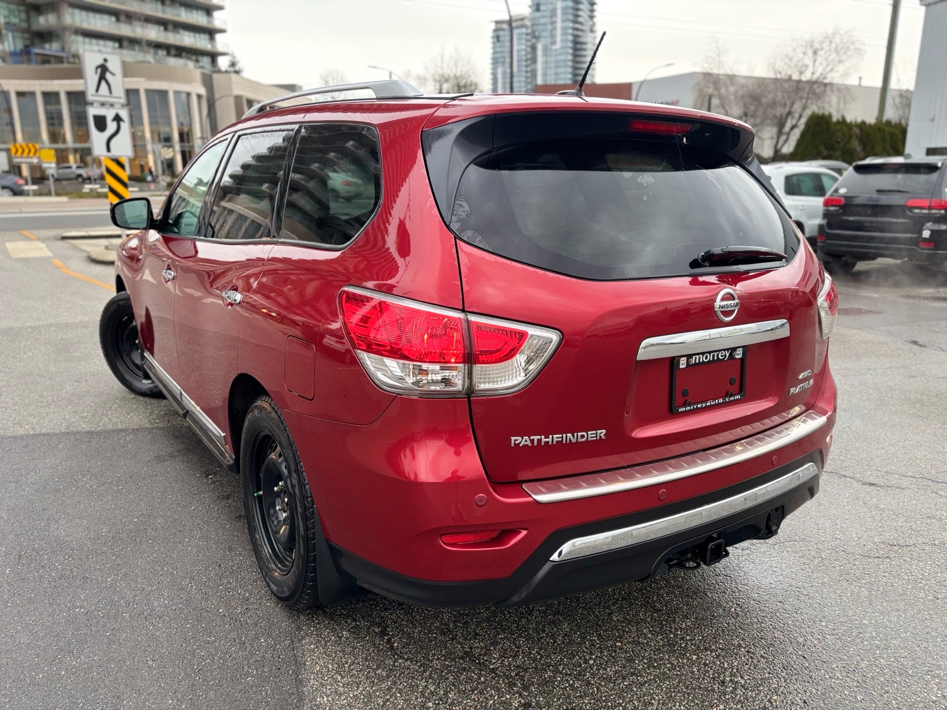 /canwestautoinc/2014-Nissan-Pathfinder-44230264466279223.jpg