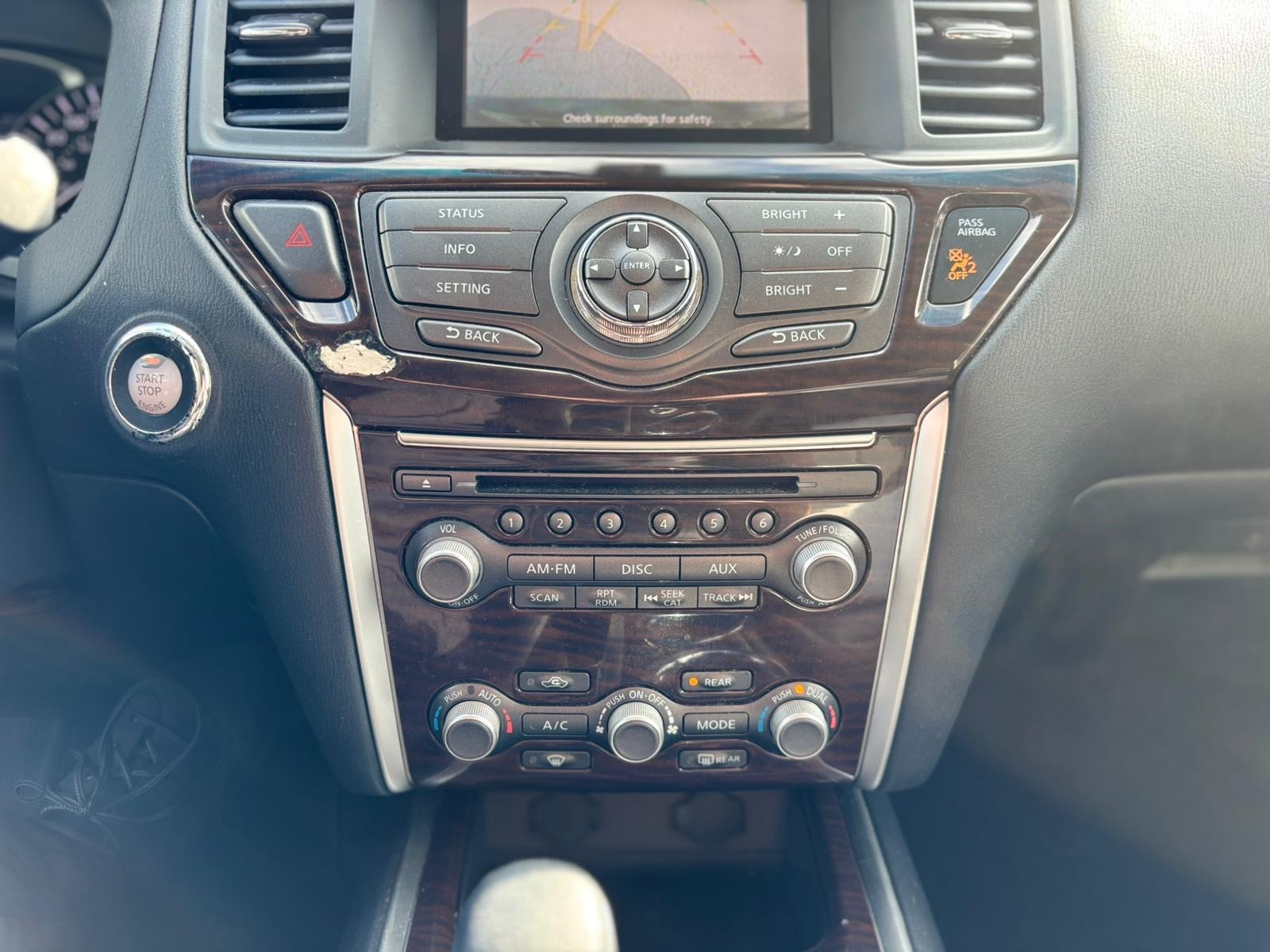 /canwestautoinc/2014-Nissan-Pathfinder-7043700310493493.jpg