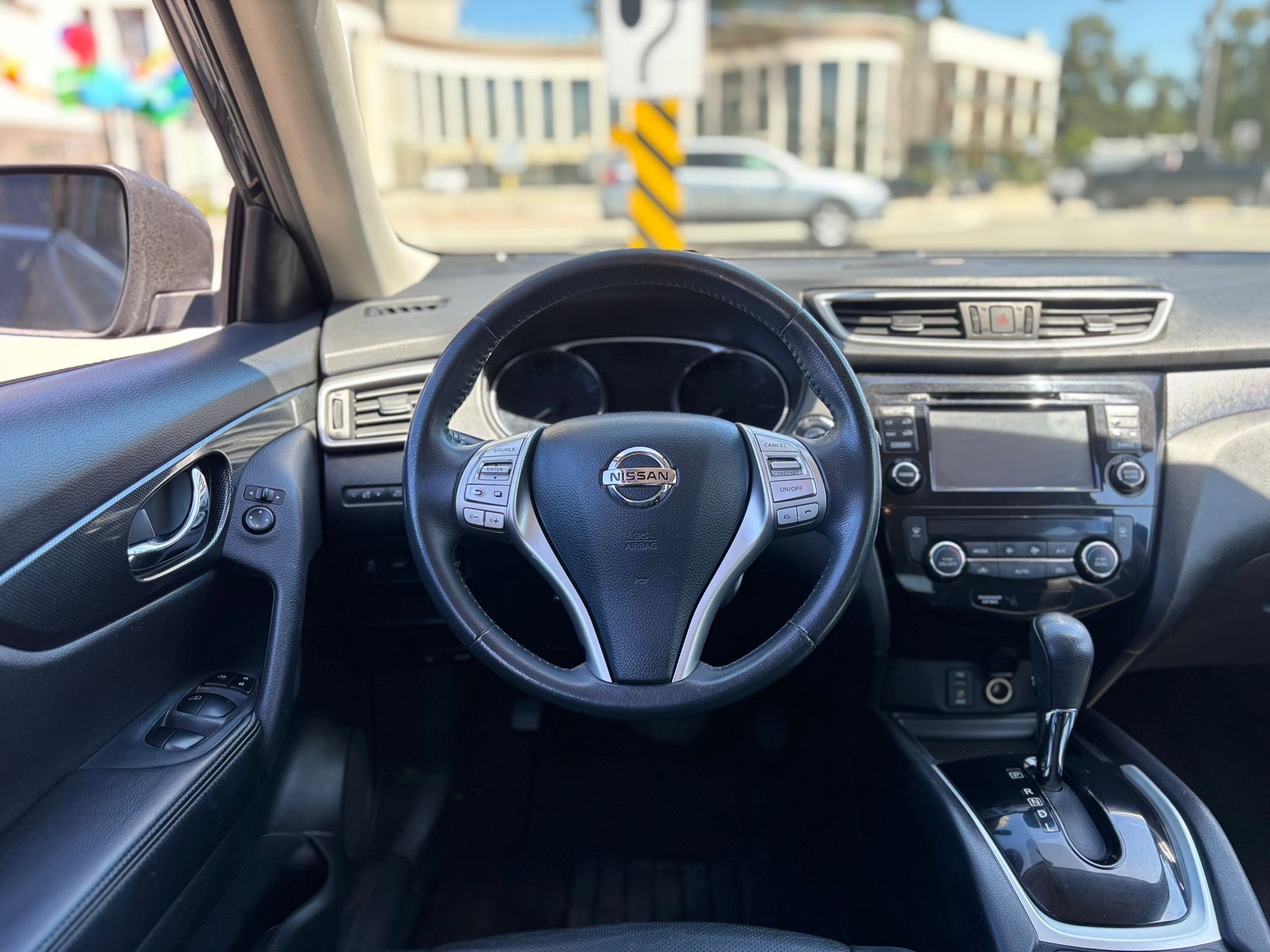 /canwestautoinc/2014-Nissan-Rogue-09556875248161112.jpg
