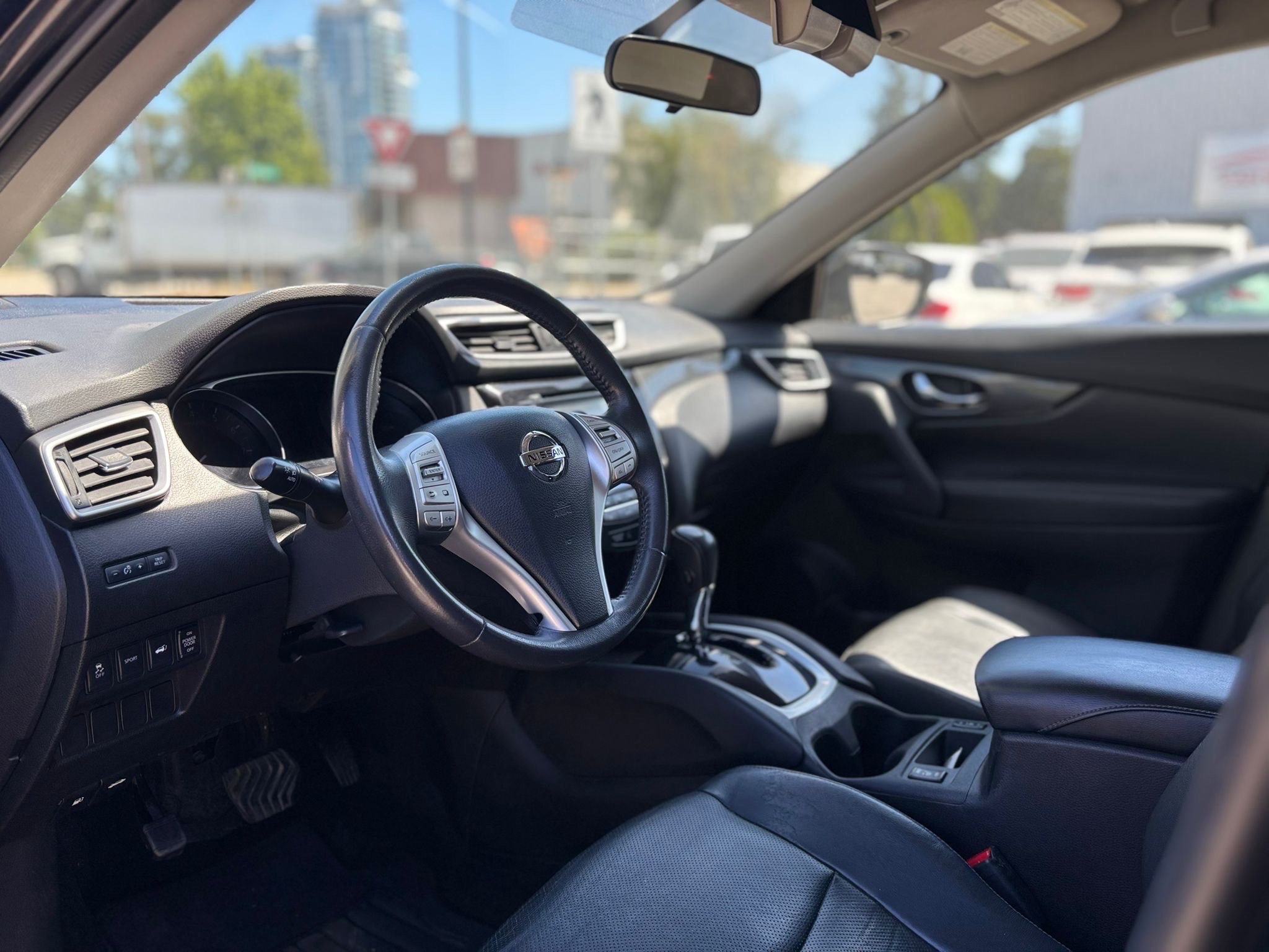/canwestautoinc/2014-Nissan-Rogue-22163417742633196.jpg