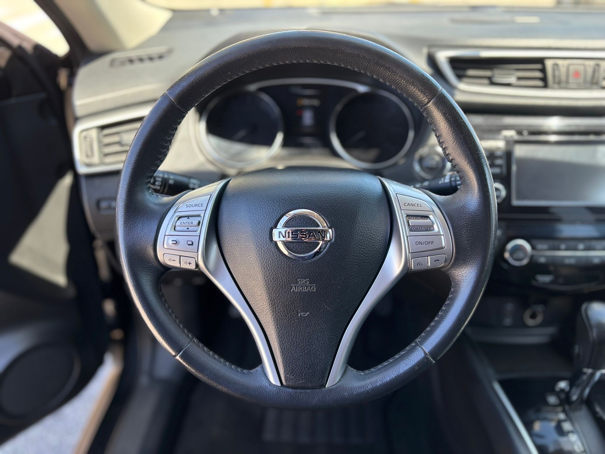 /canwestautoinc/2014-Nissan-Rogue-3555199658711625.jpg